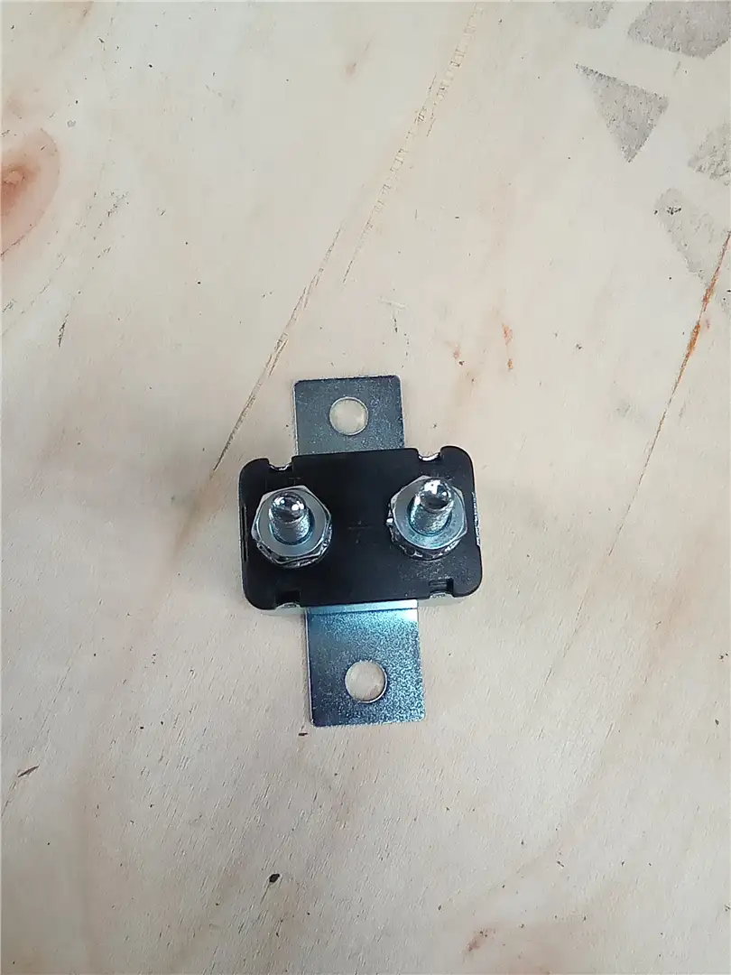 NEW CIRCUIT BREAKE image
