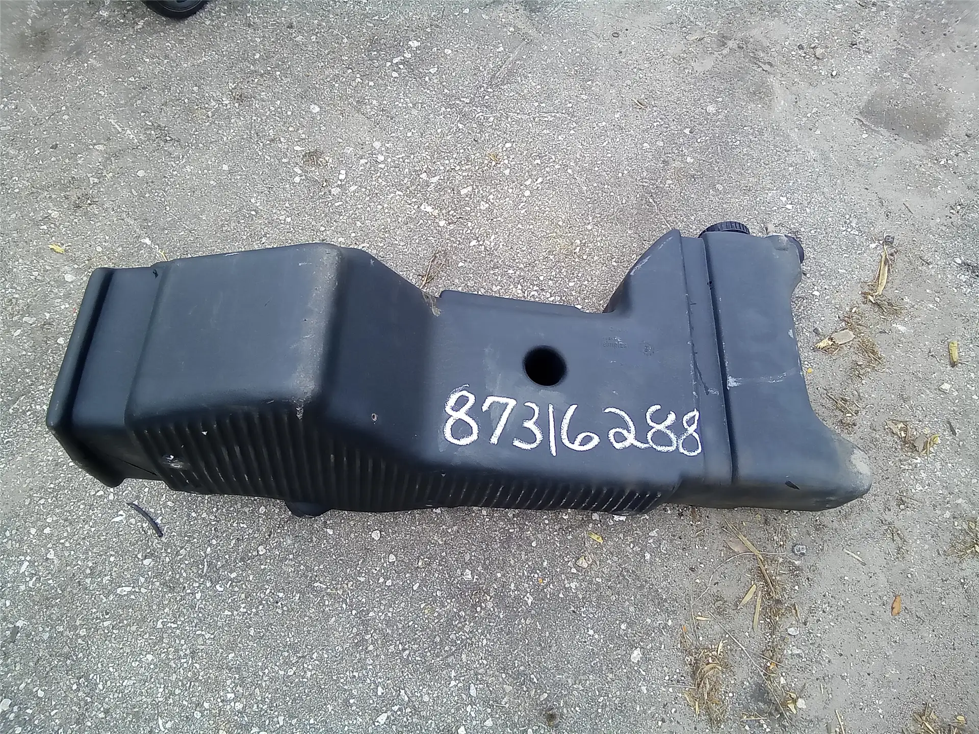 USED FUEL TANK image