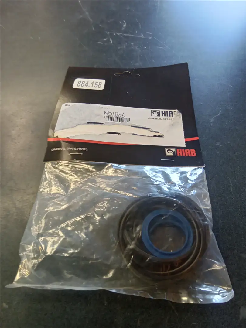 NEW SEAL KIT image