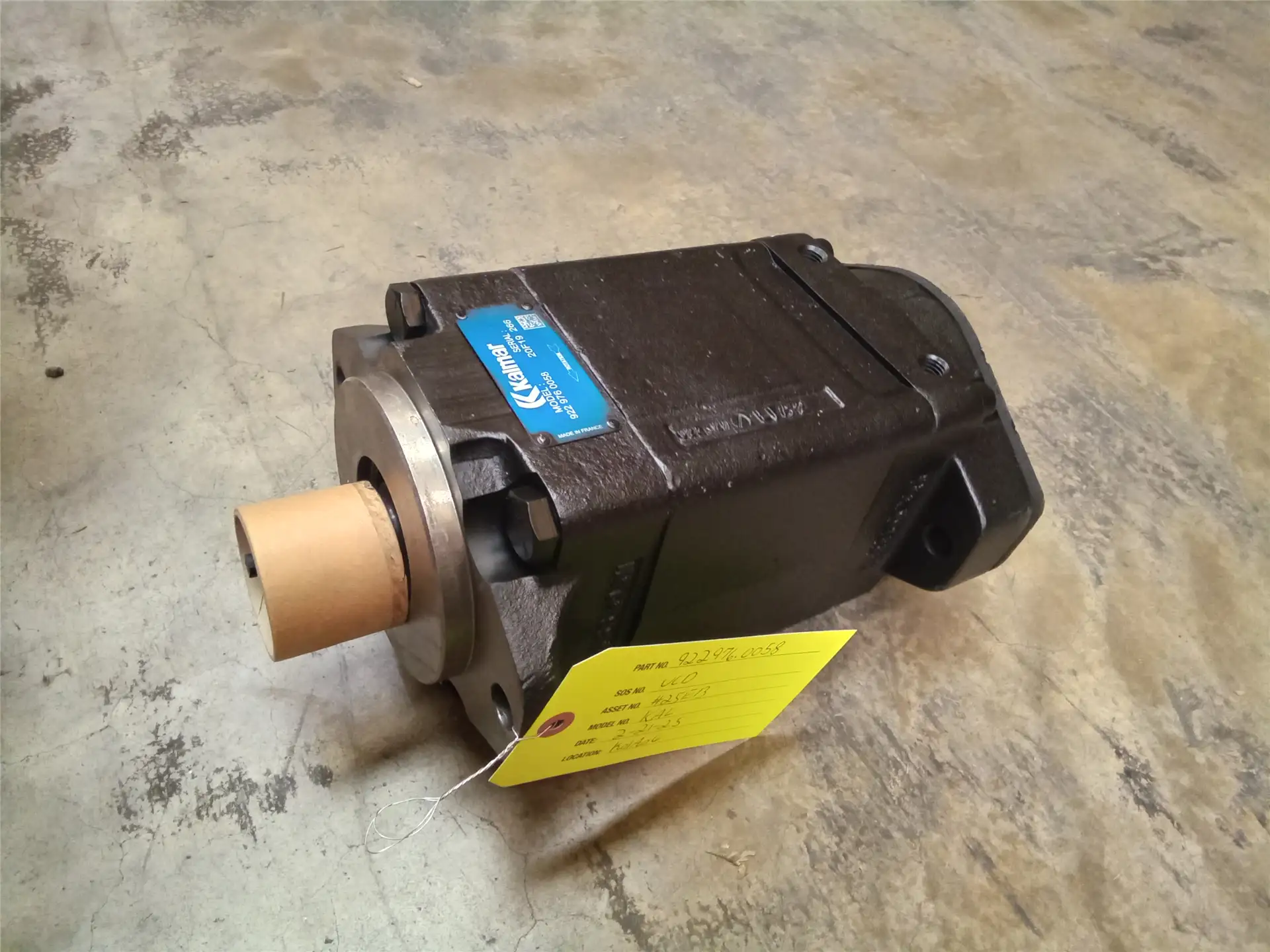NEW HYDRAULIC PUMP image