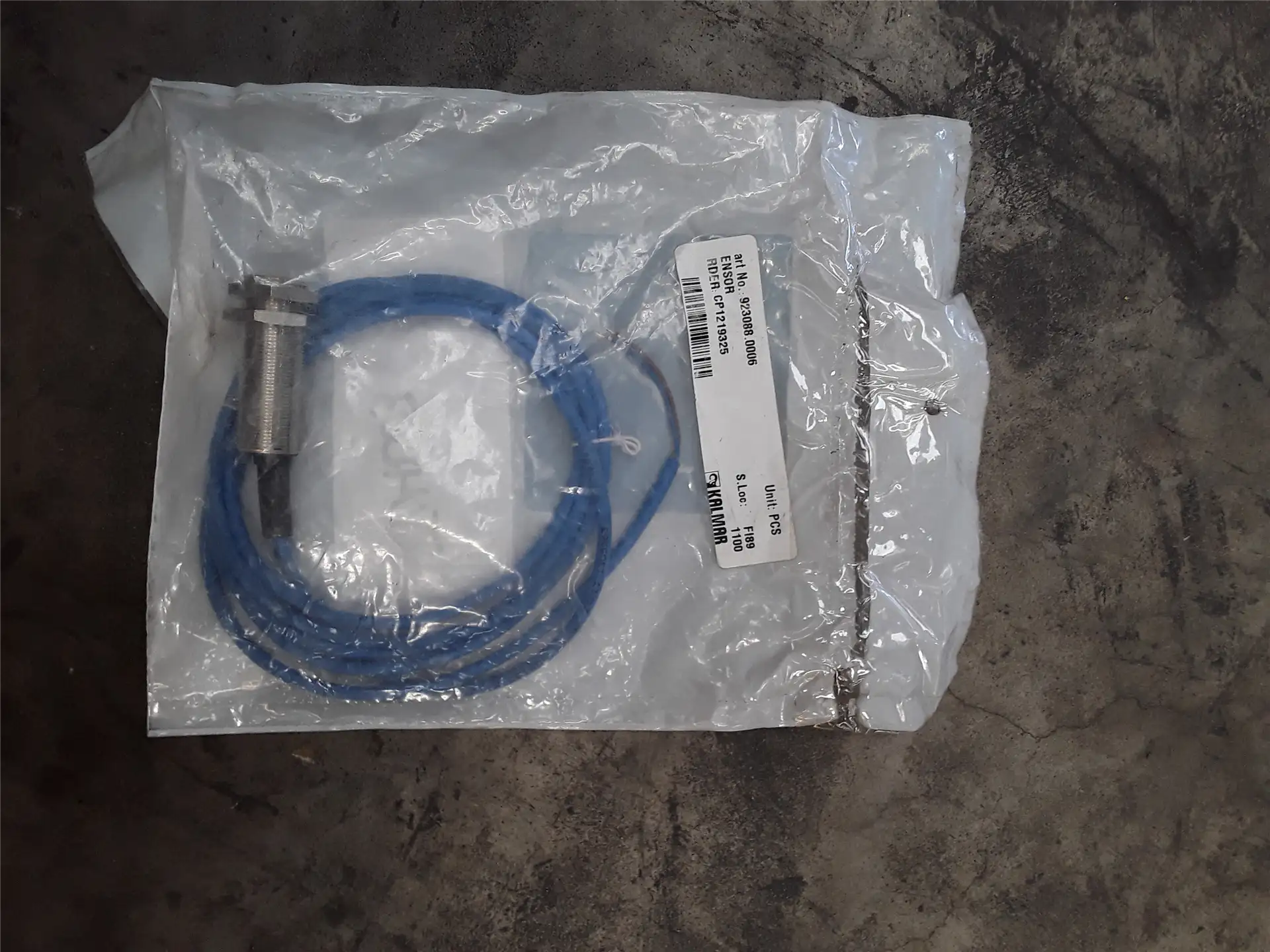 NEW SENSOR, INDUCT image