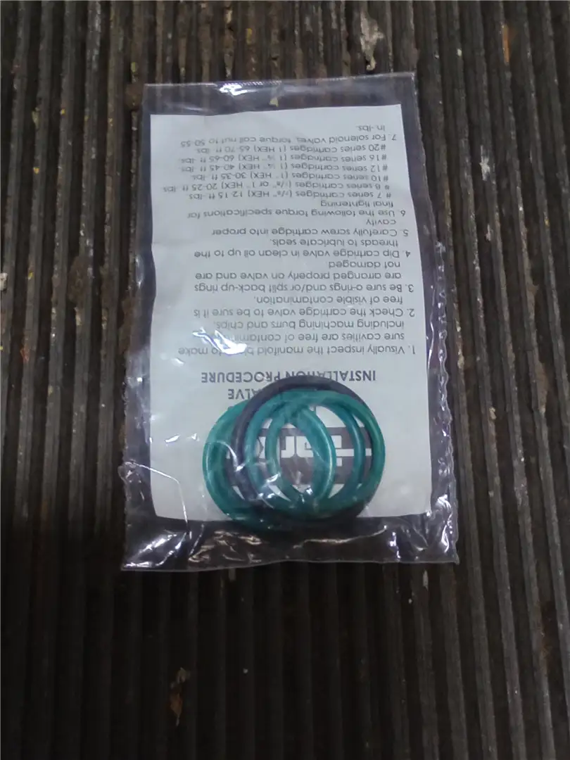 NEW SEAL KIT image