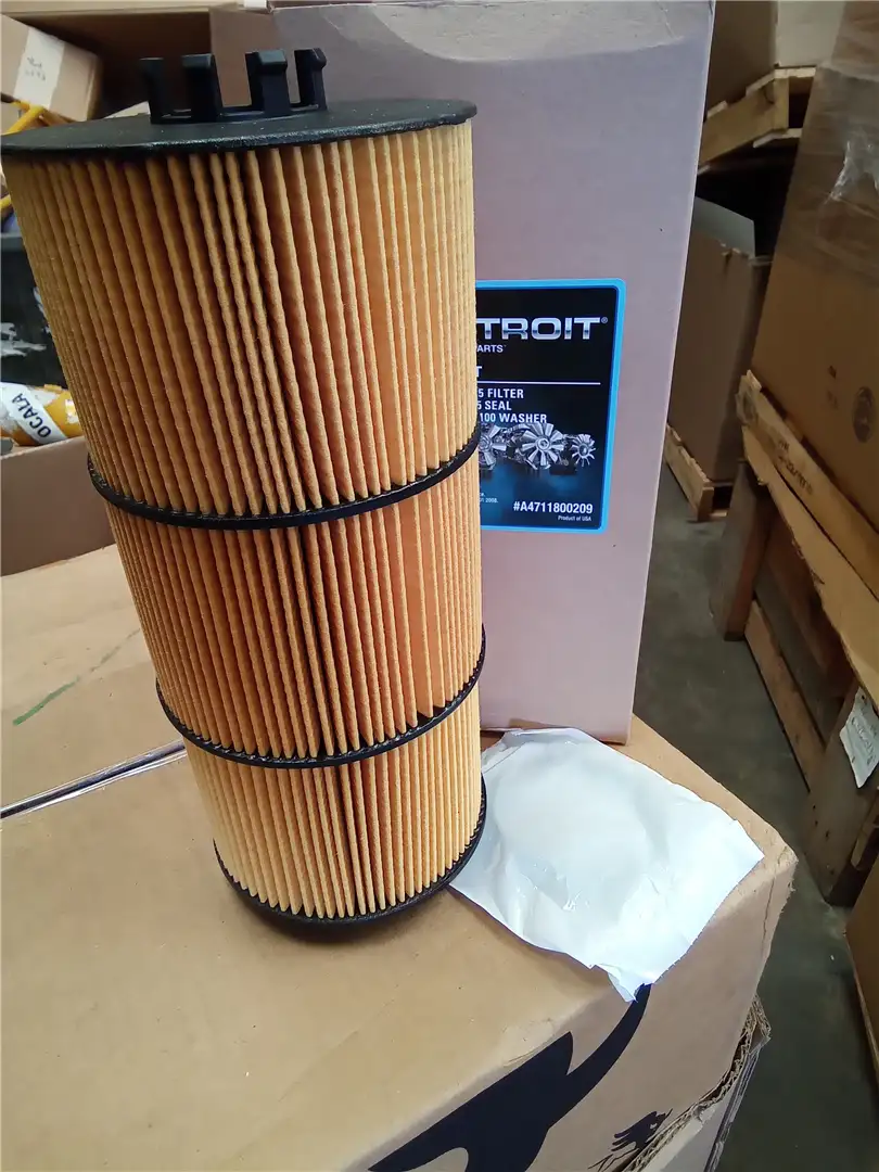 NEW DDEC OIL FILTE image