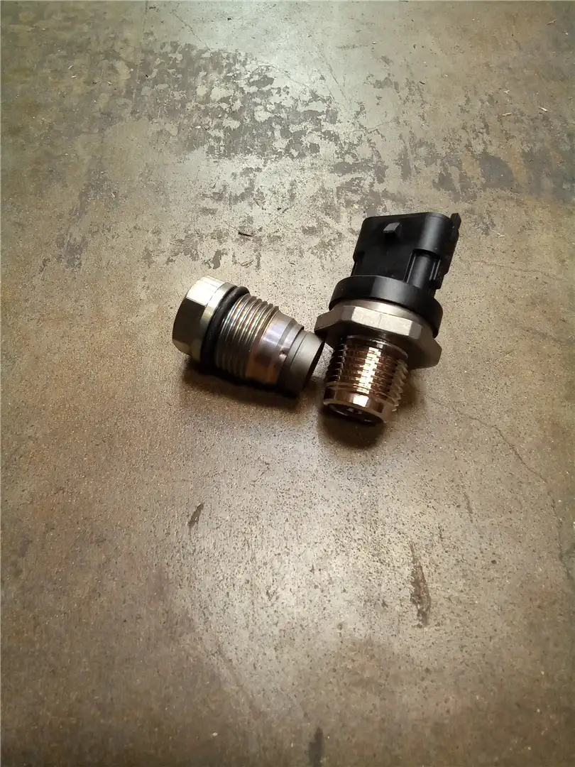 NEW REPAIR KIT image