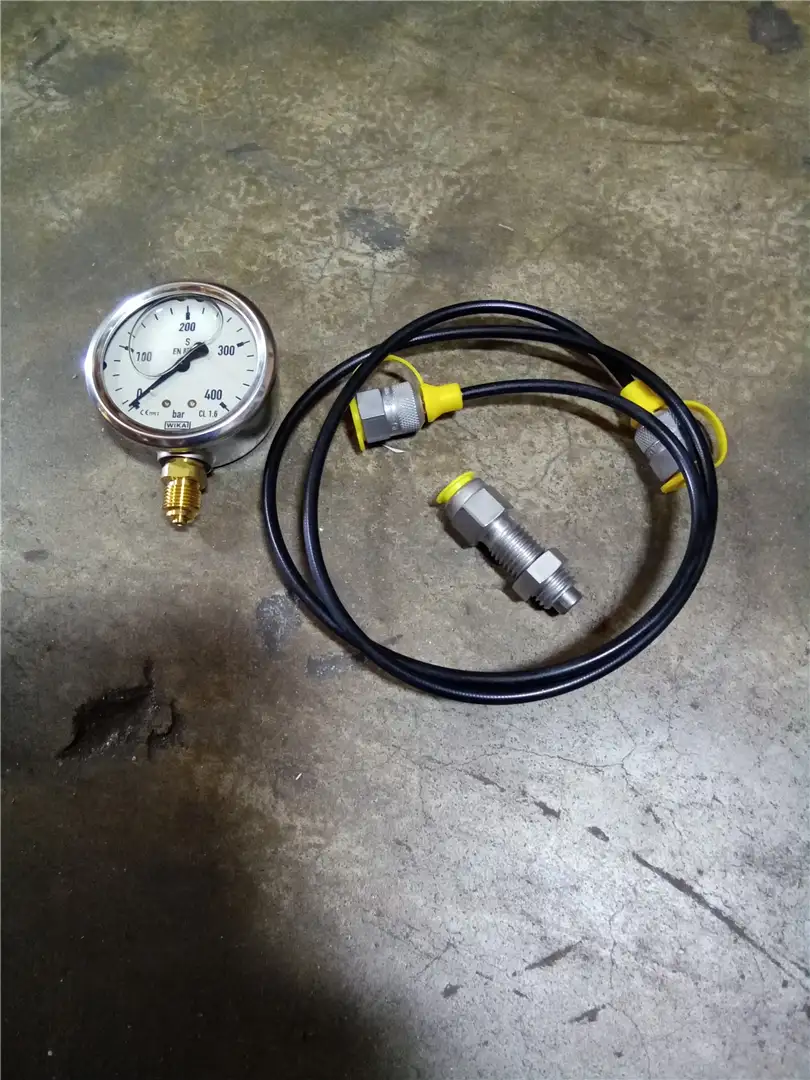 NEW PRESSURE GAUGE image