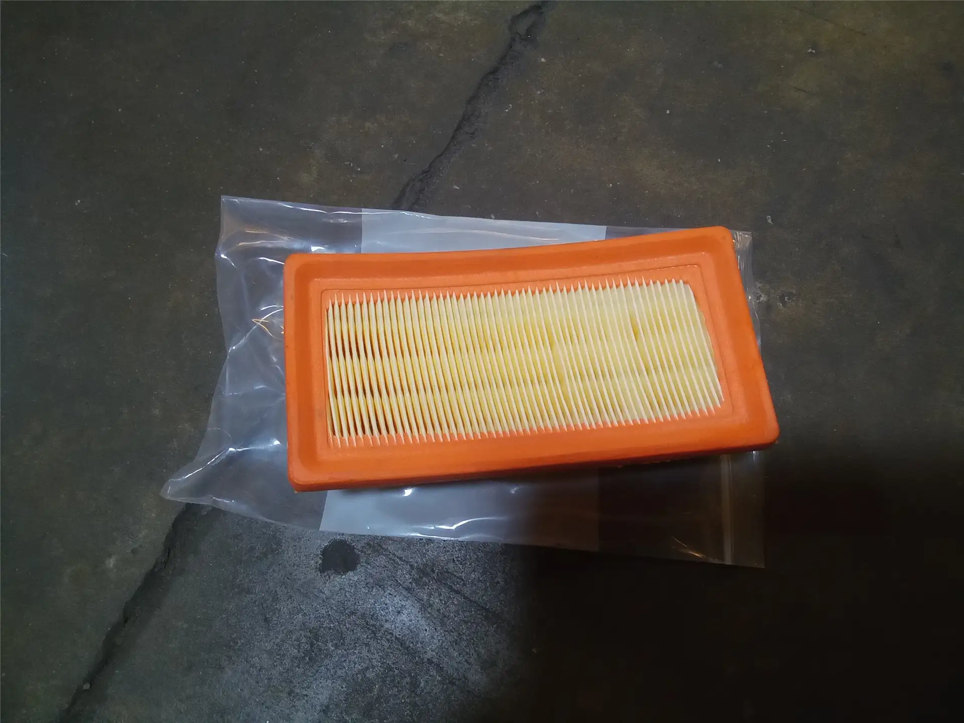 NEW AIR FILTER image