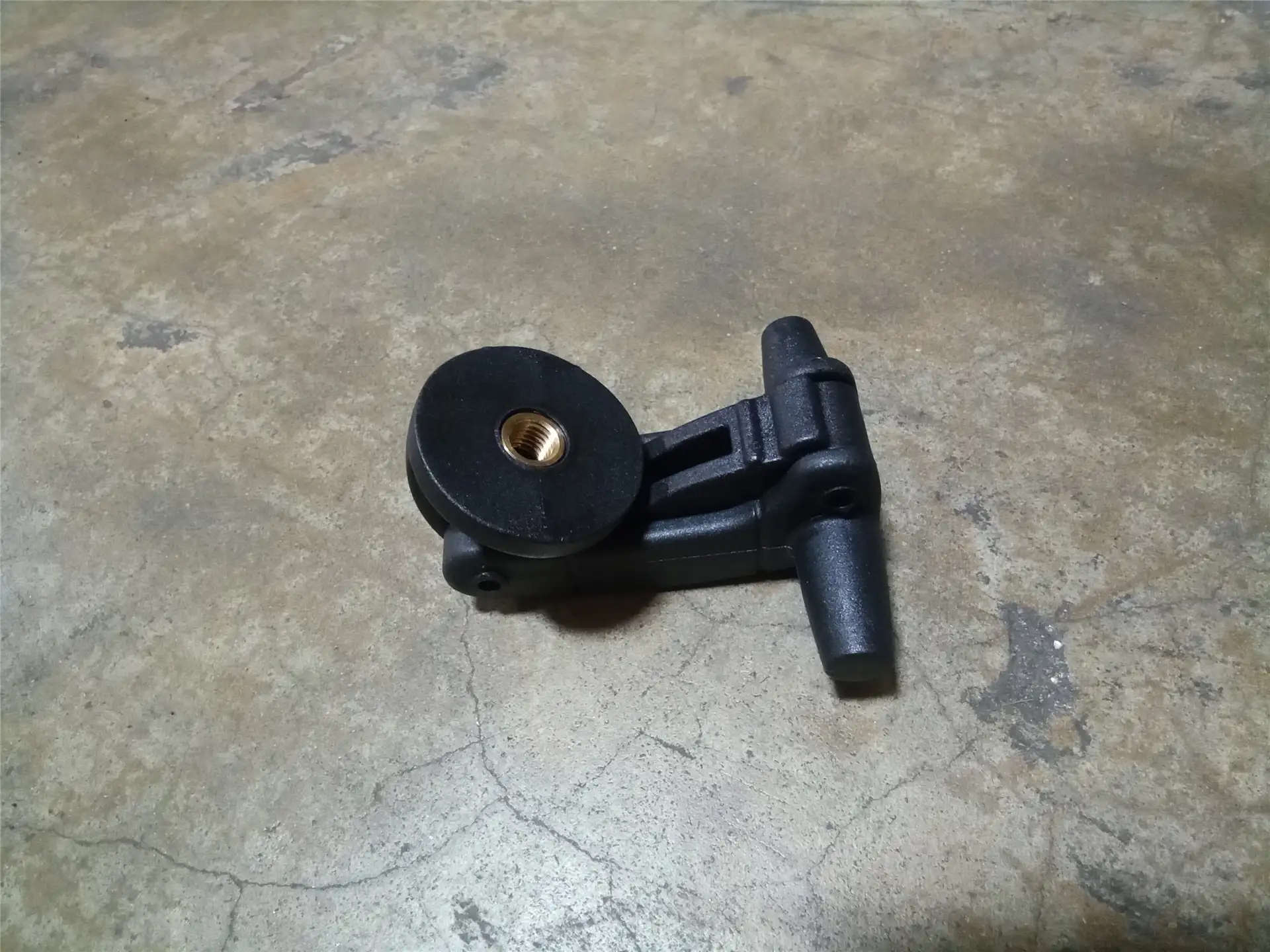 NEW HINGE image