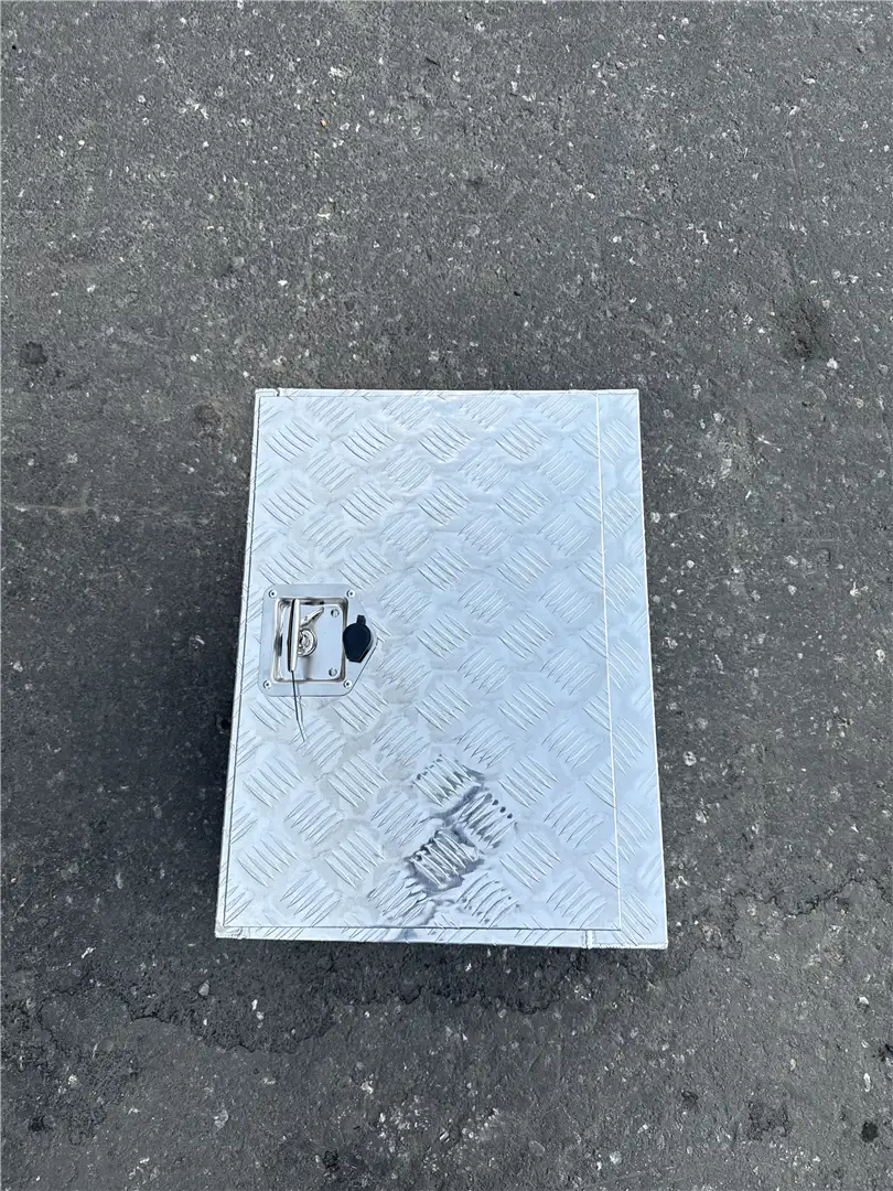 NEW 24IN TOOL BOX image