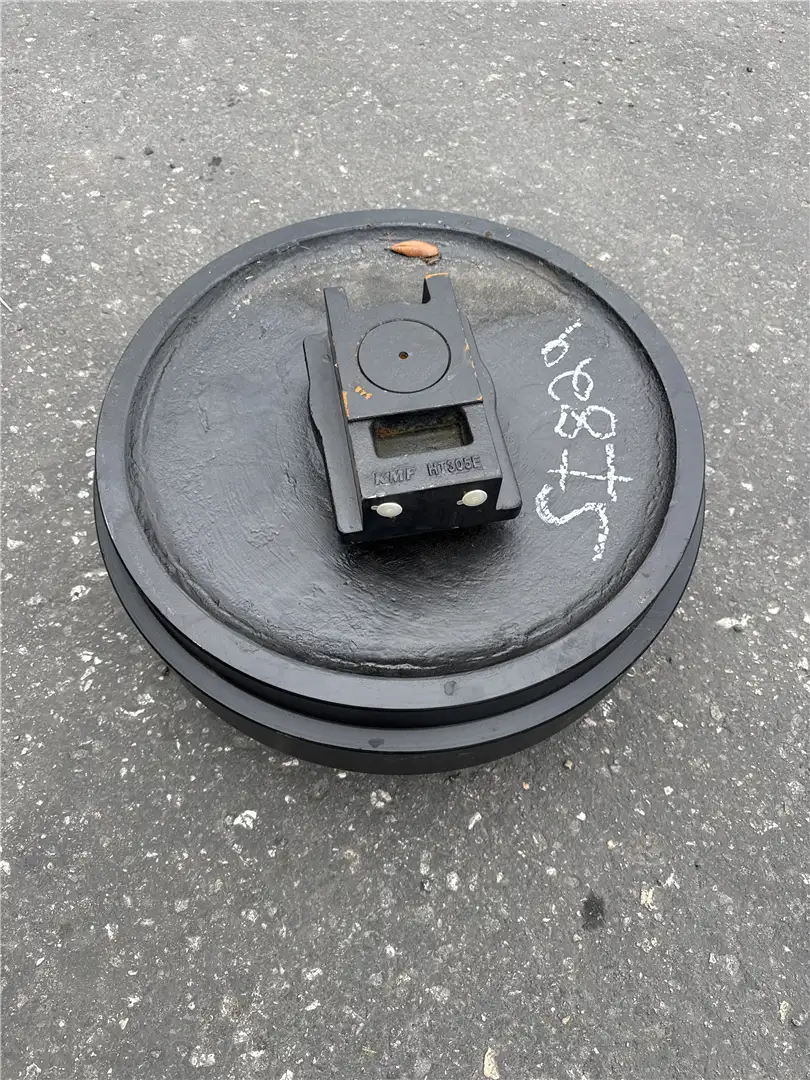 NEW IDLER ASSY image