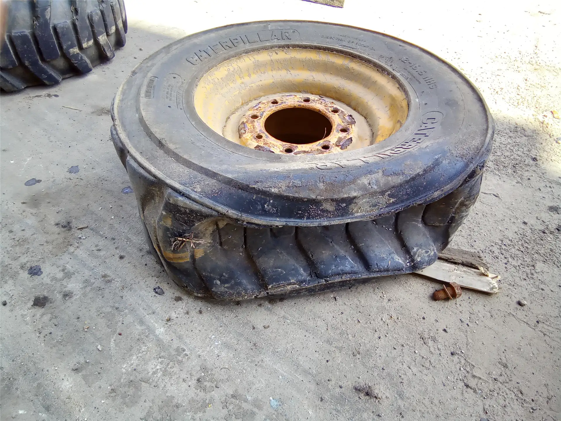 CORE TIRE RIM GP image