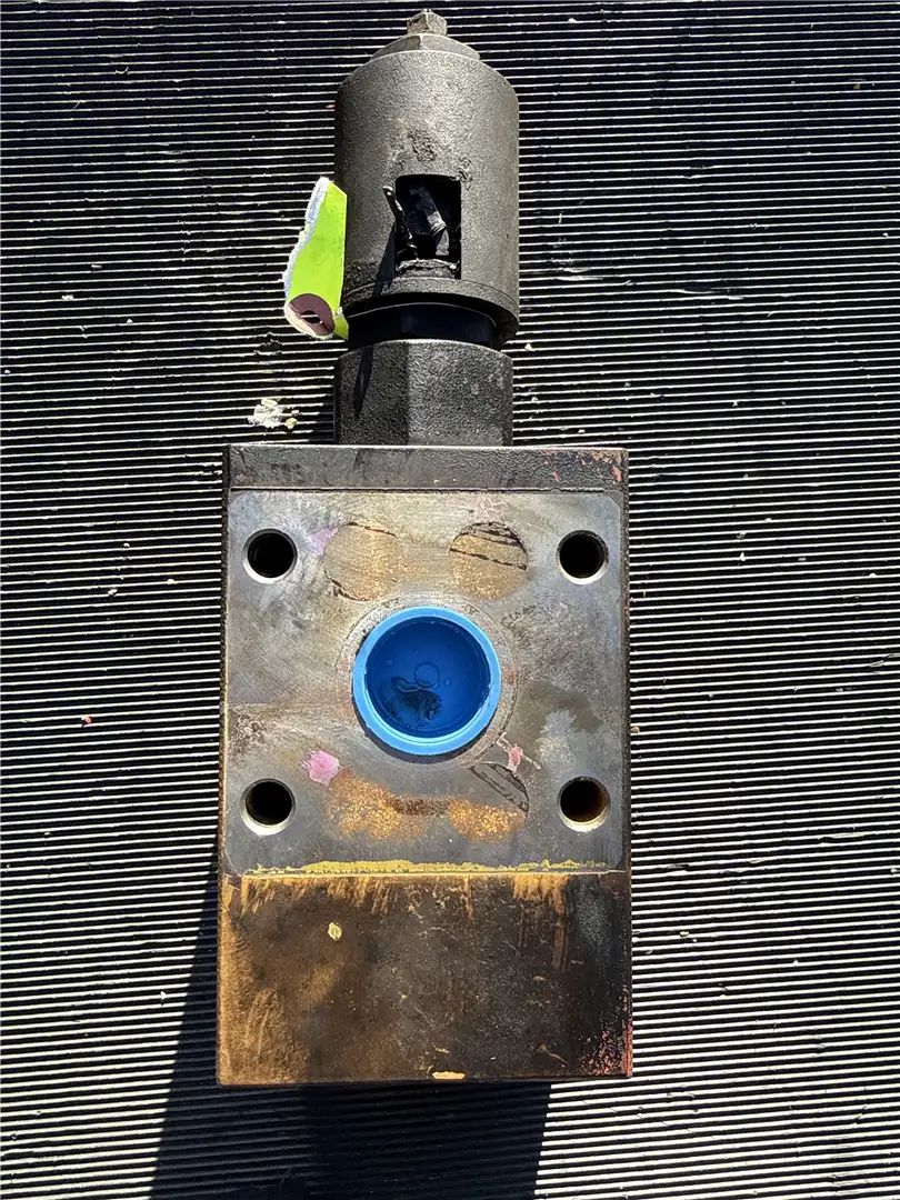CORE VALVE image