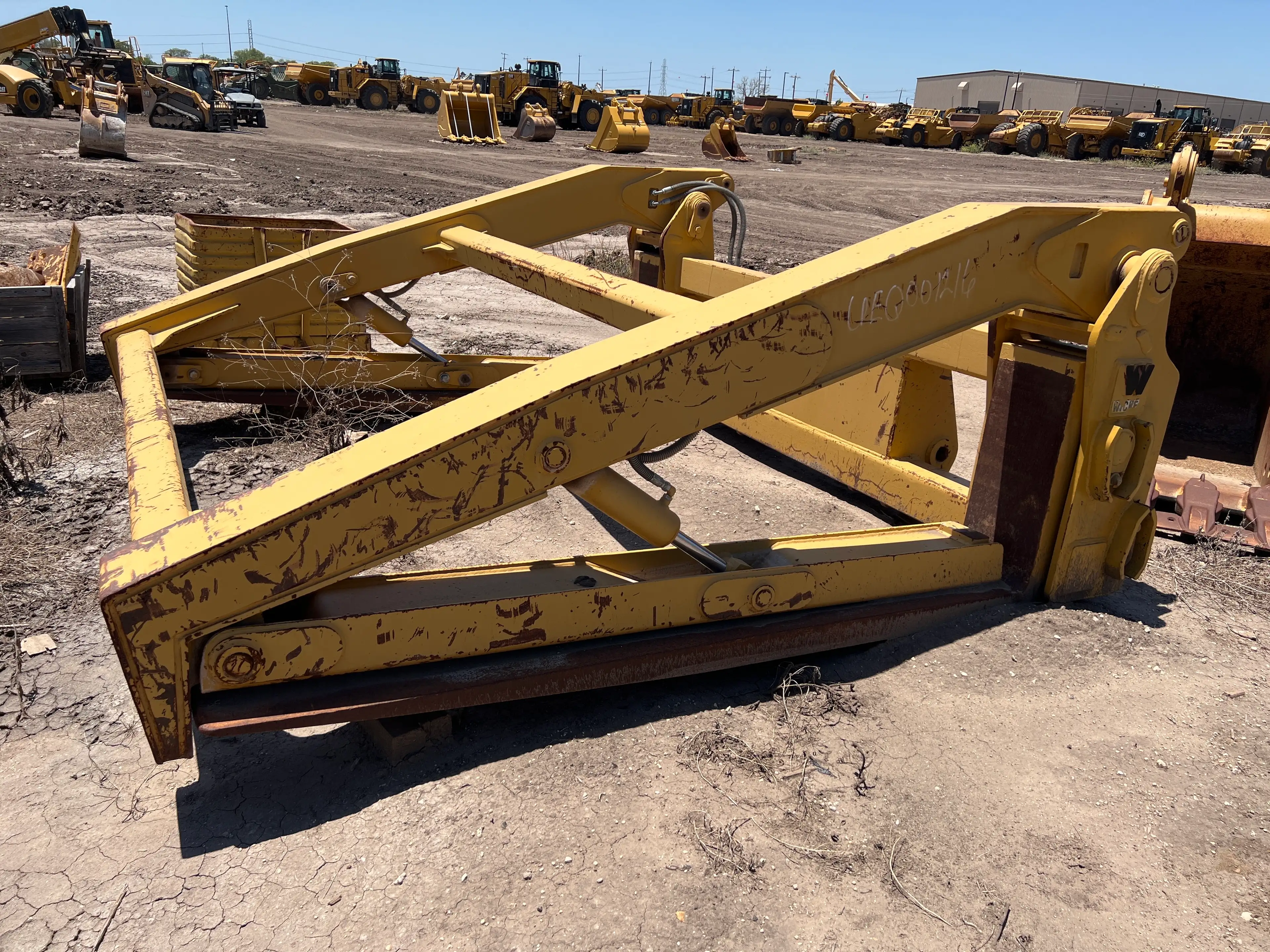 USED WICKER BRAND HYD. PIPE/POLE FORKS             MQ image