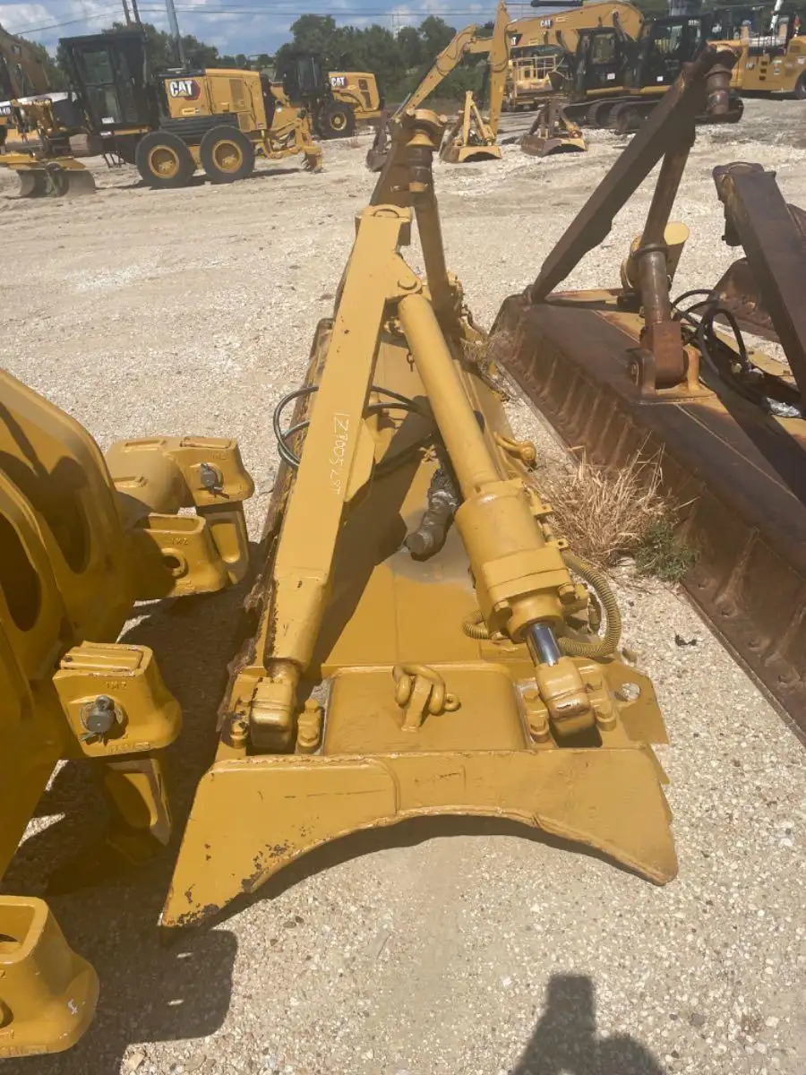 USED D6T ANGLE BLADE 9U8094 image