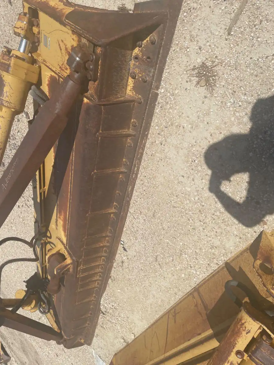 USED D6T XW ANGLE BLADE                   MQ image