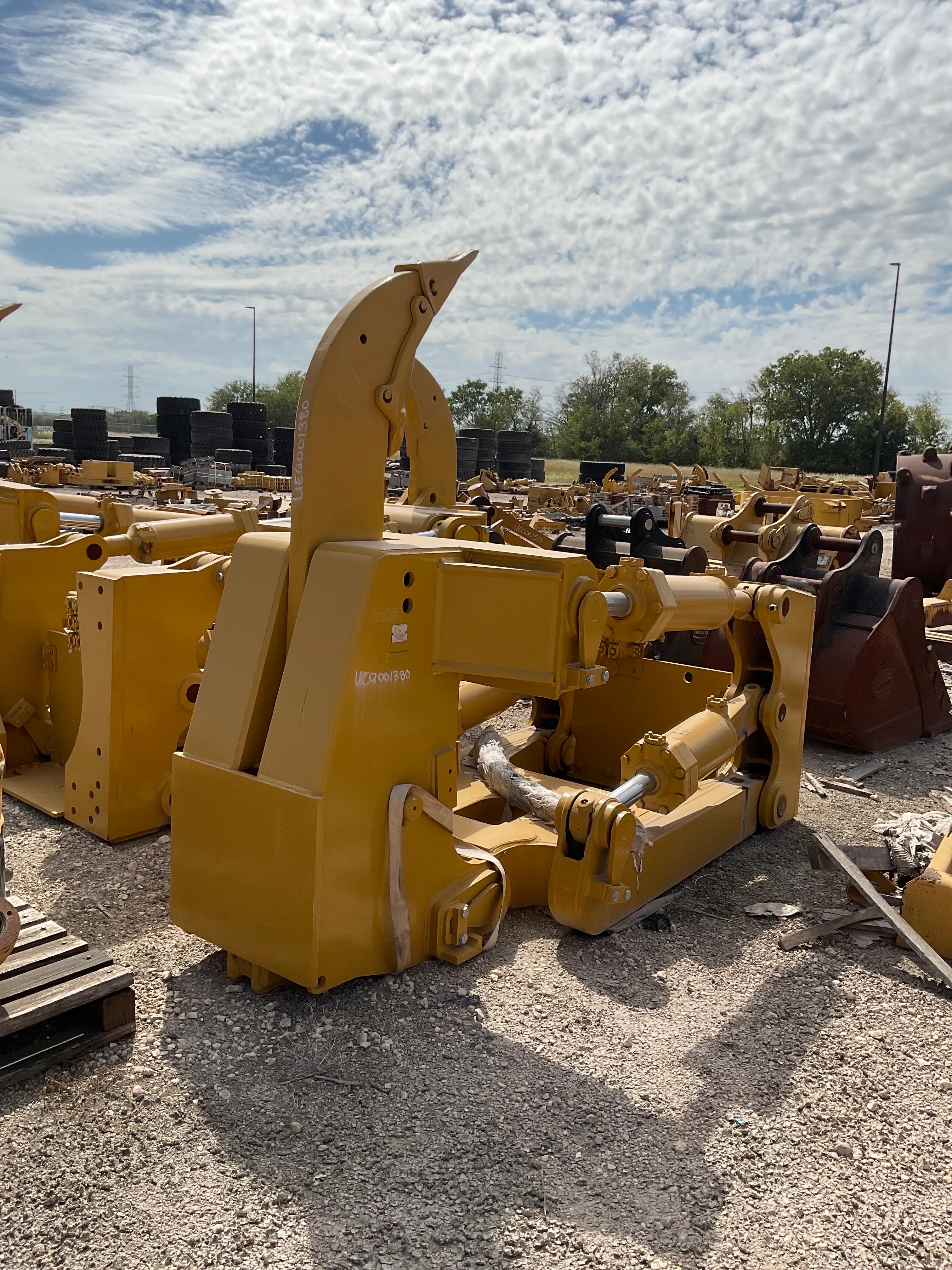 USED D8R SS RIPPER                          MQ image