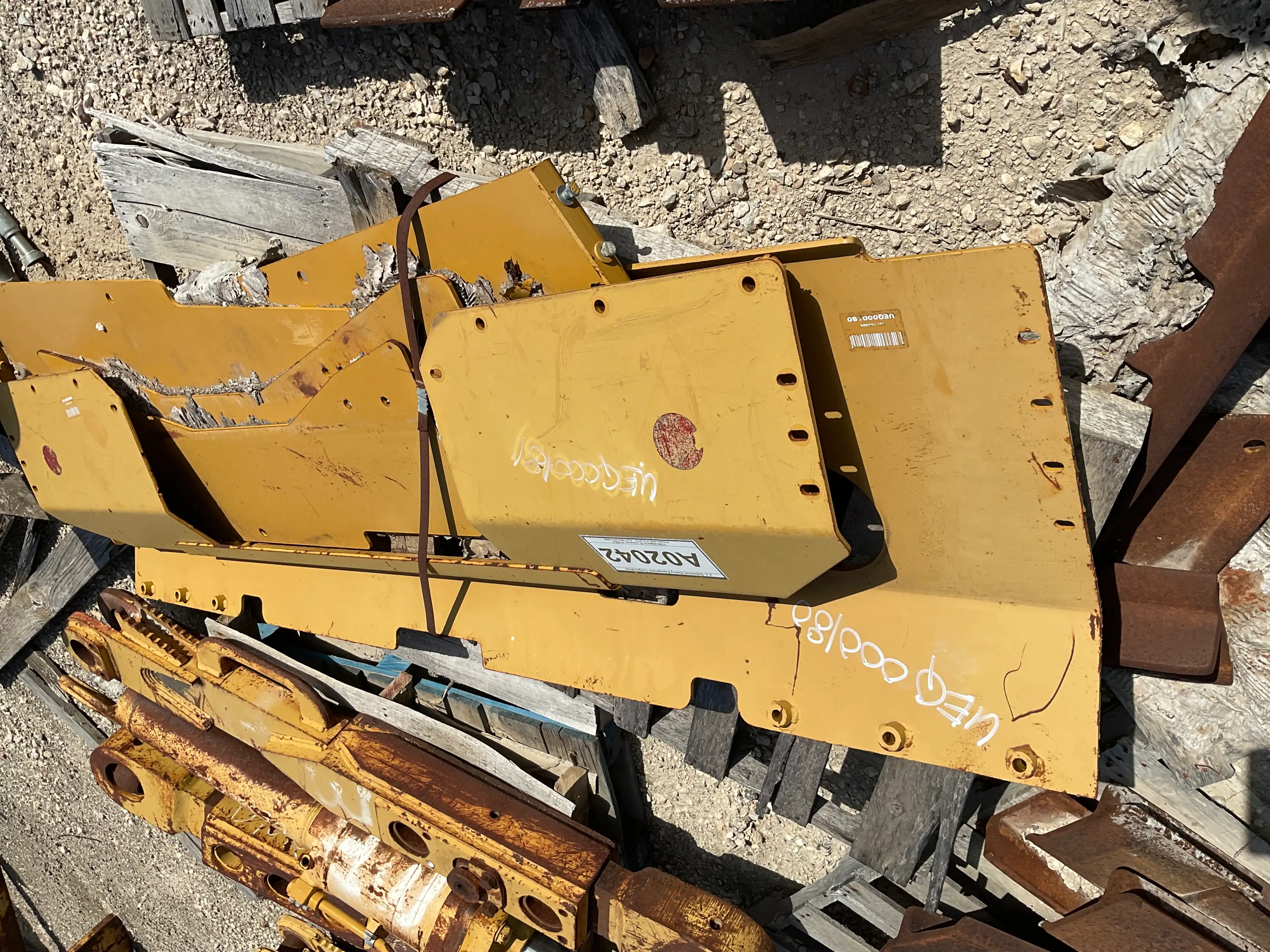 D8T FUEL TANK GUARDS image