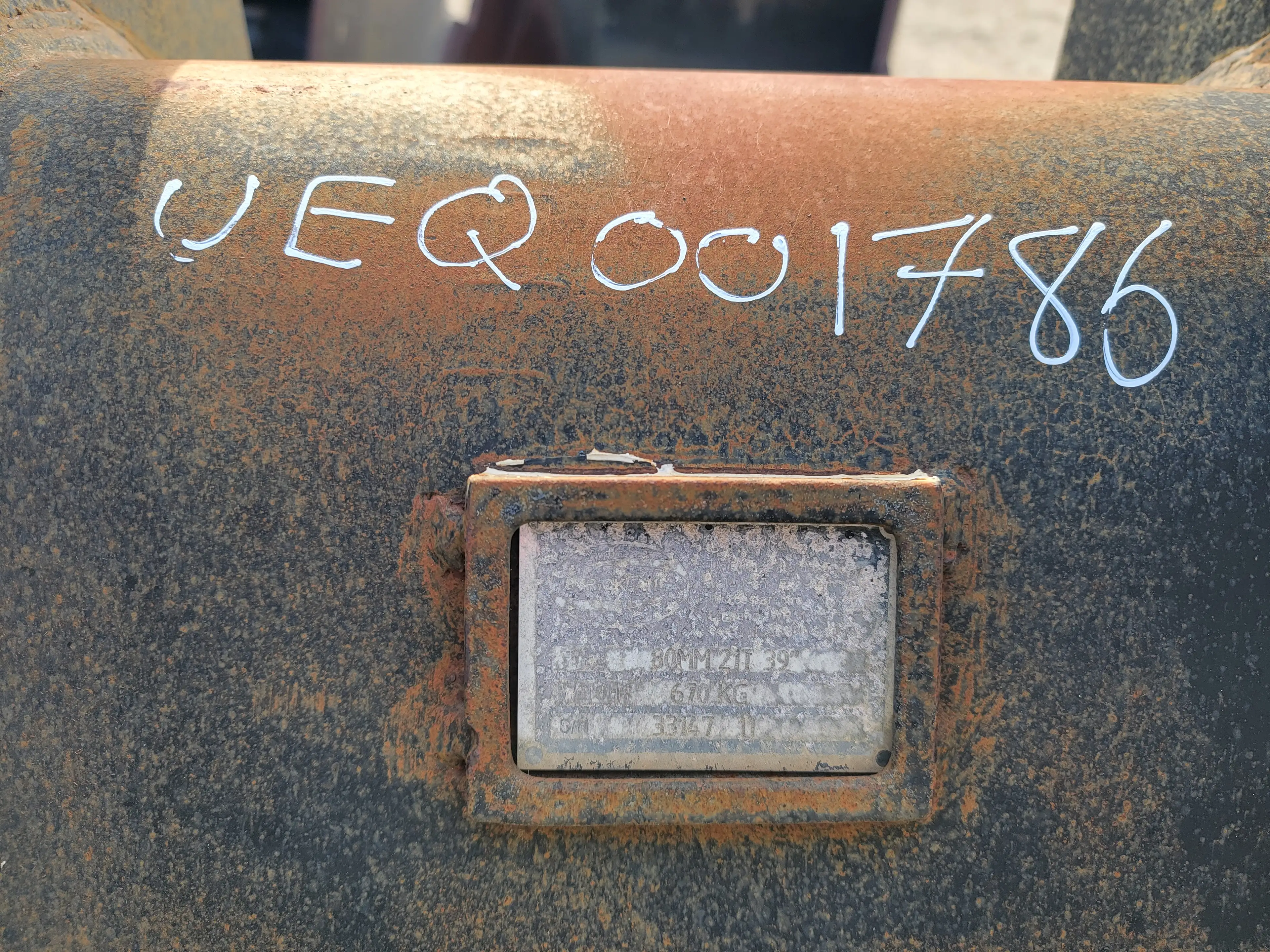 USED STRICKLAND BRAND 39" BUCKET               MQ image