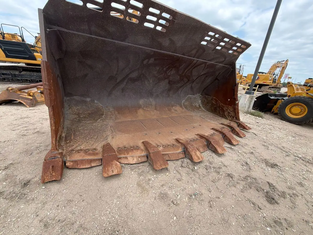 USED 992G BUCKET          16CYD               MQ image