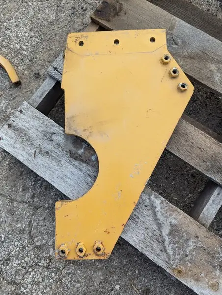 Bracket image 1