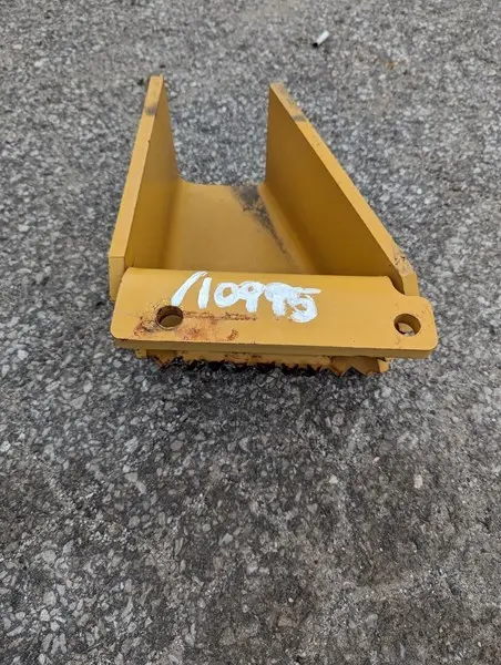 Bumper LH image 1