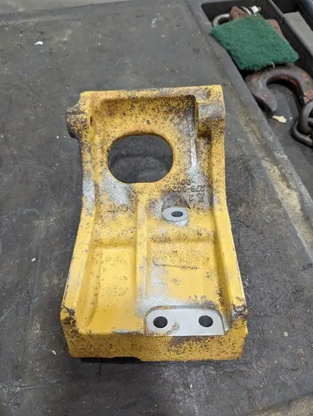 Bracket image 1