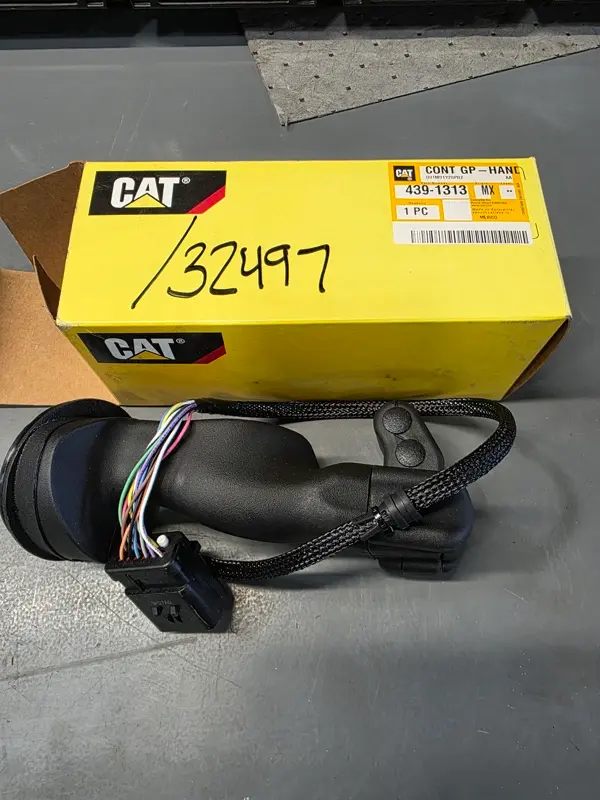 Cont Gp-hand image 1