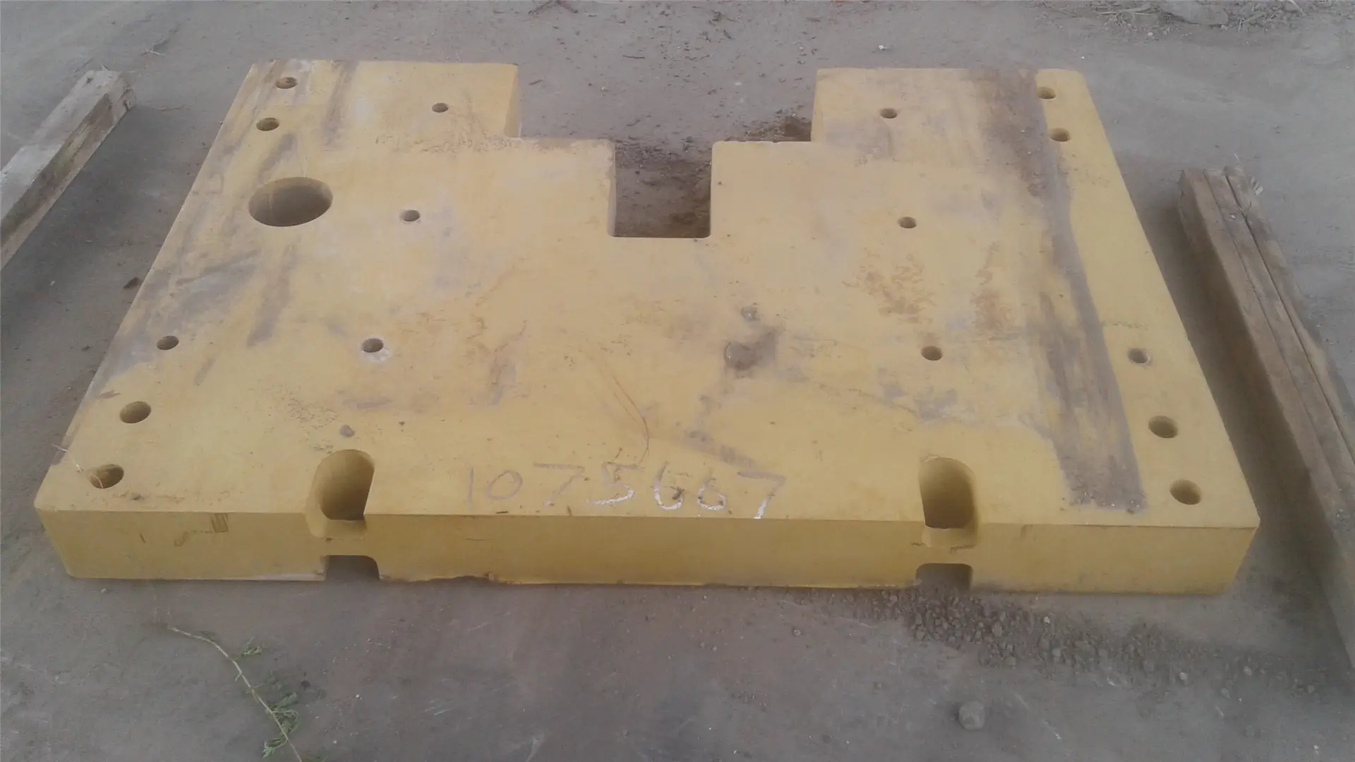 NEW PLATE AS image 1