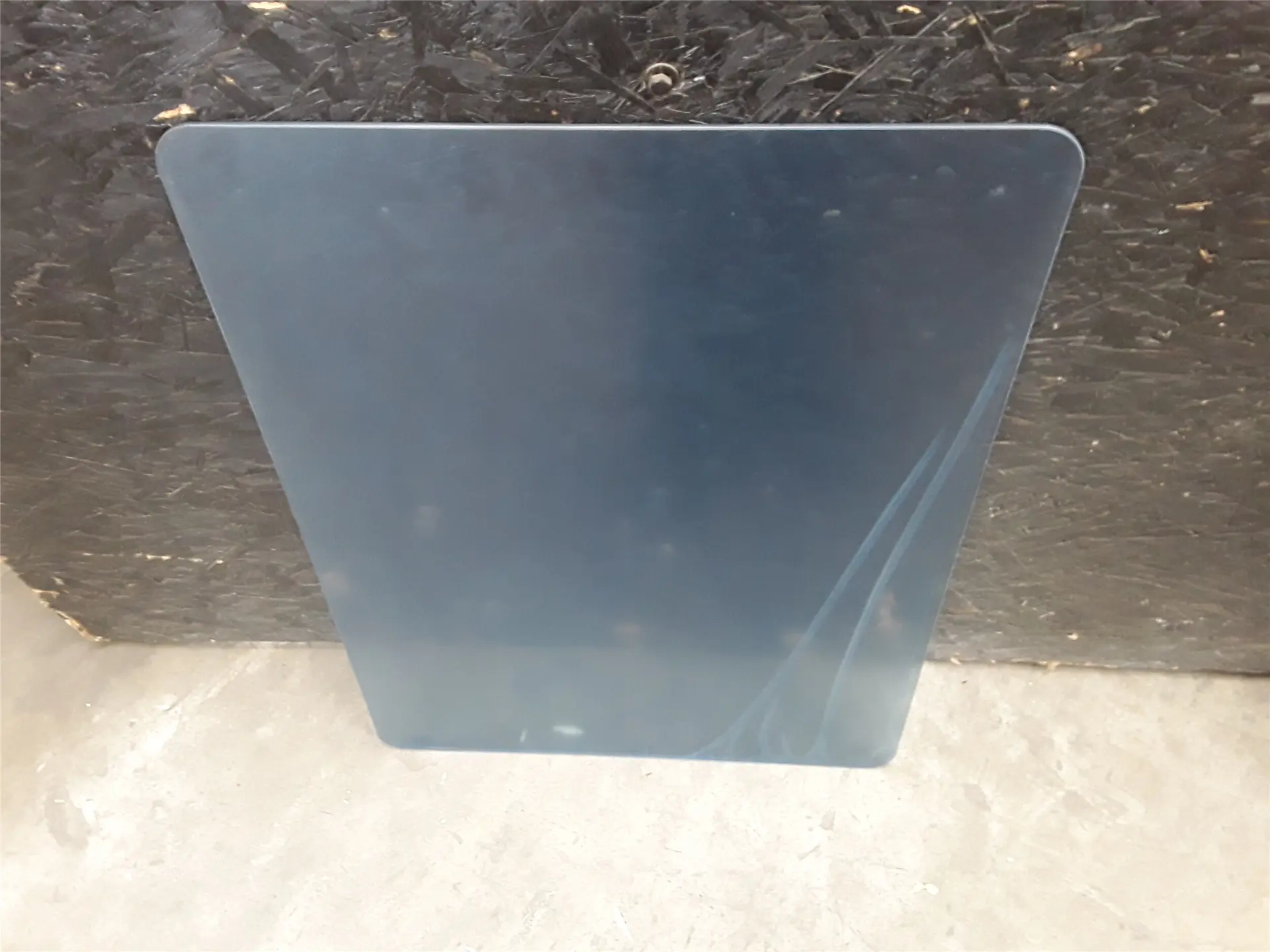 NEW GLASS image 1