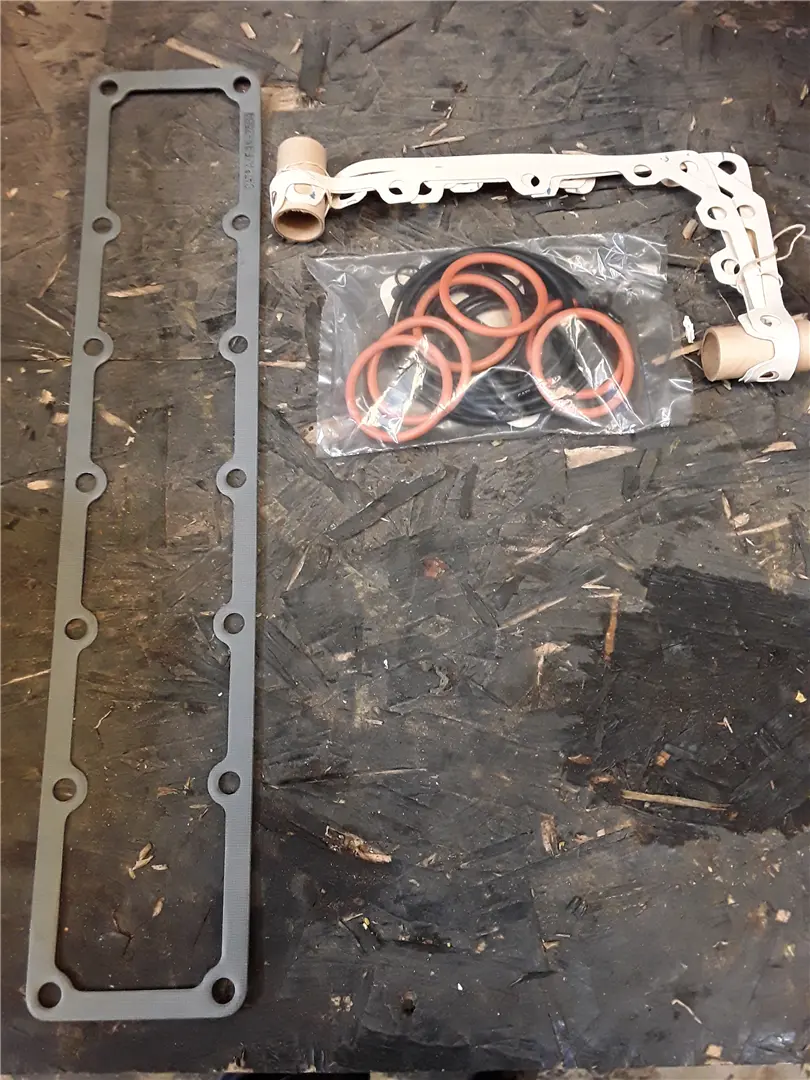 NEW GASKET KIT image 1