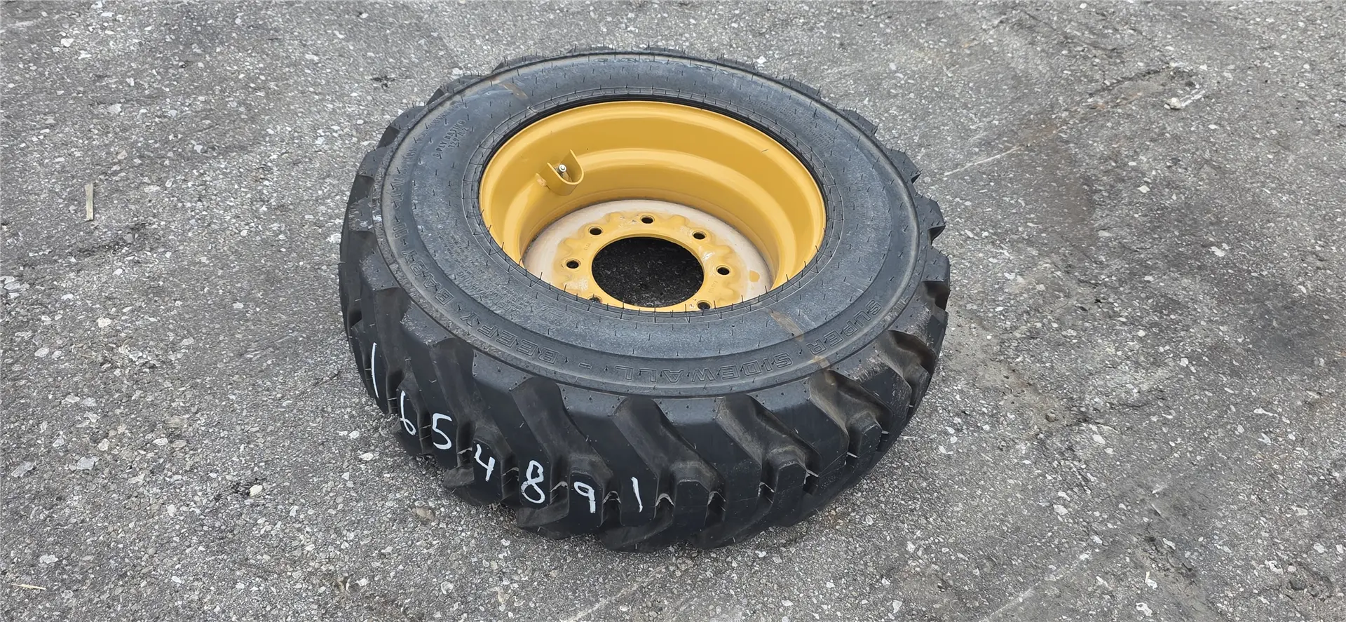 NEW 16.5X8.25 TIRE image 1
