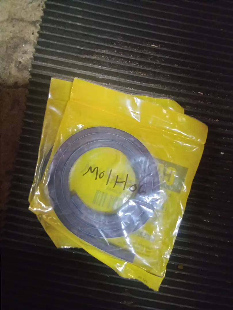 NEW SEAL image 1