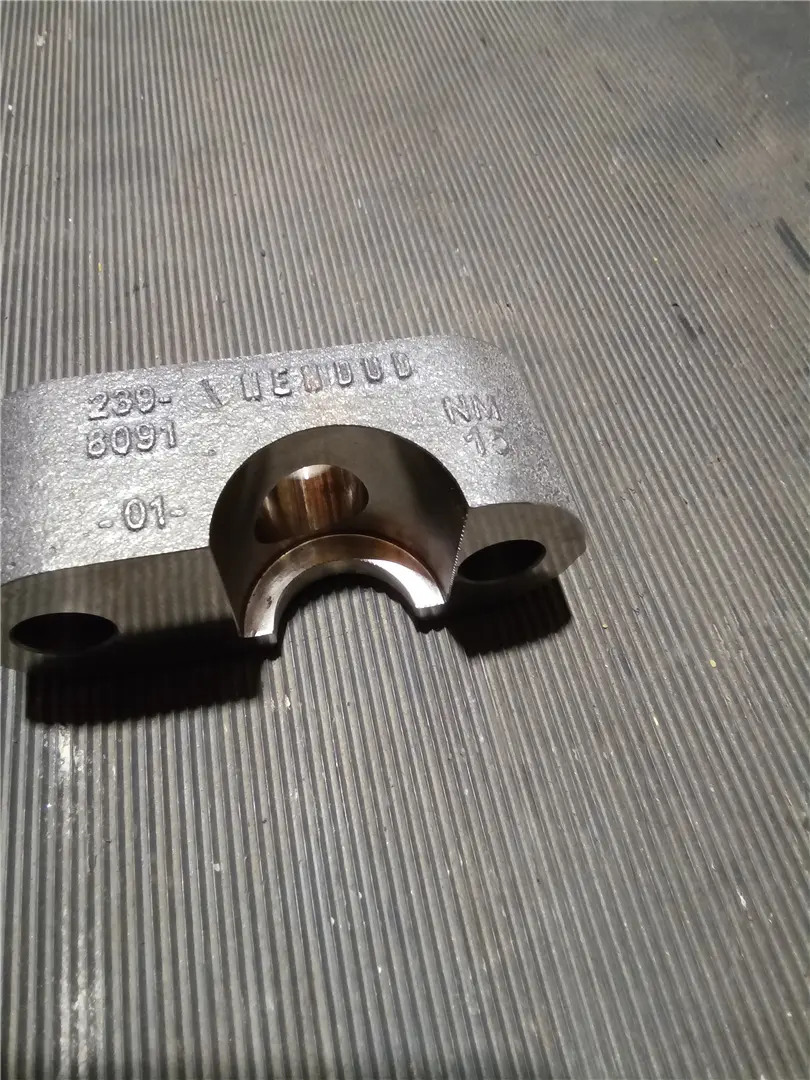 NEW TRACK IDLER BL image 1