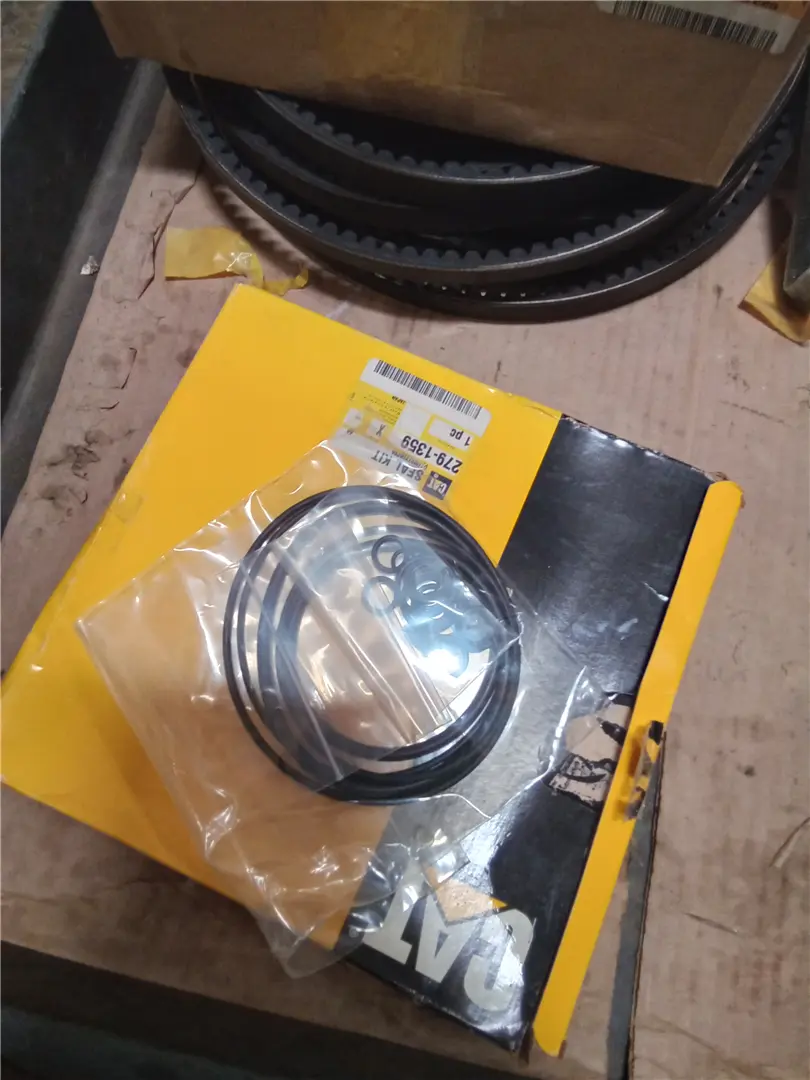 NEW SEAL KIT image 1