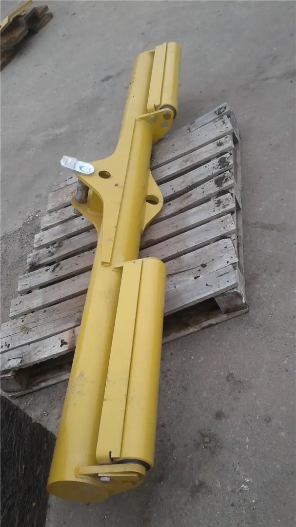 NEW ROLLER image 1