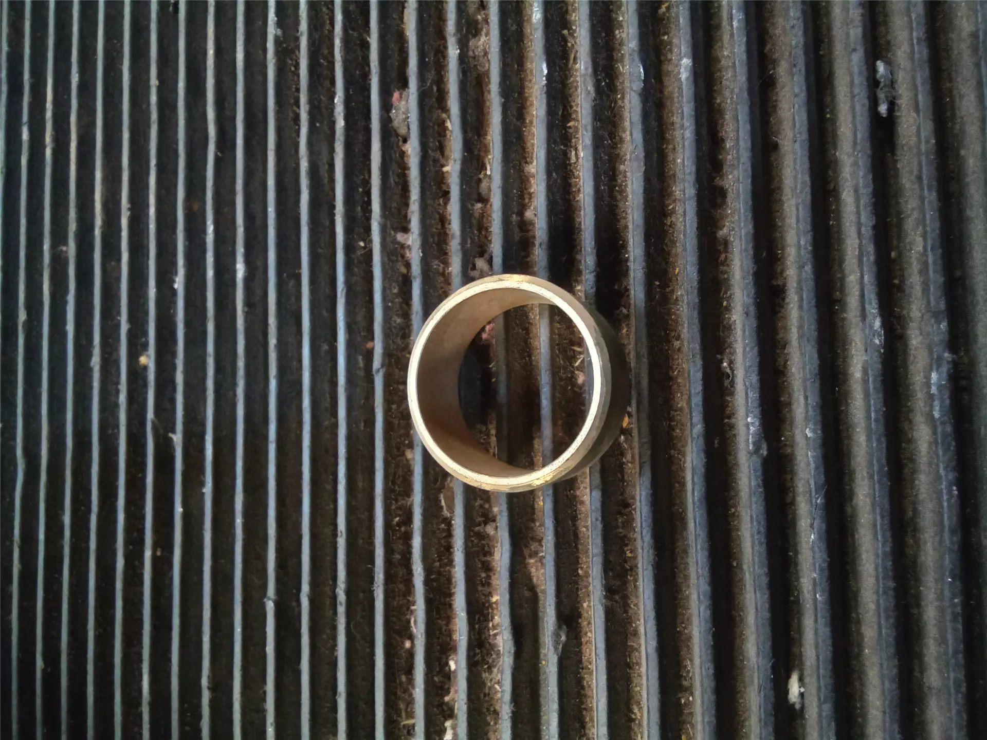 NEW BEARING image 1