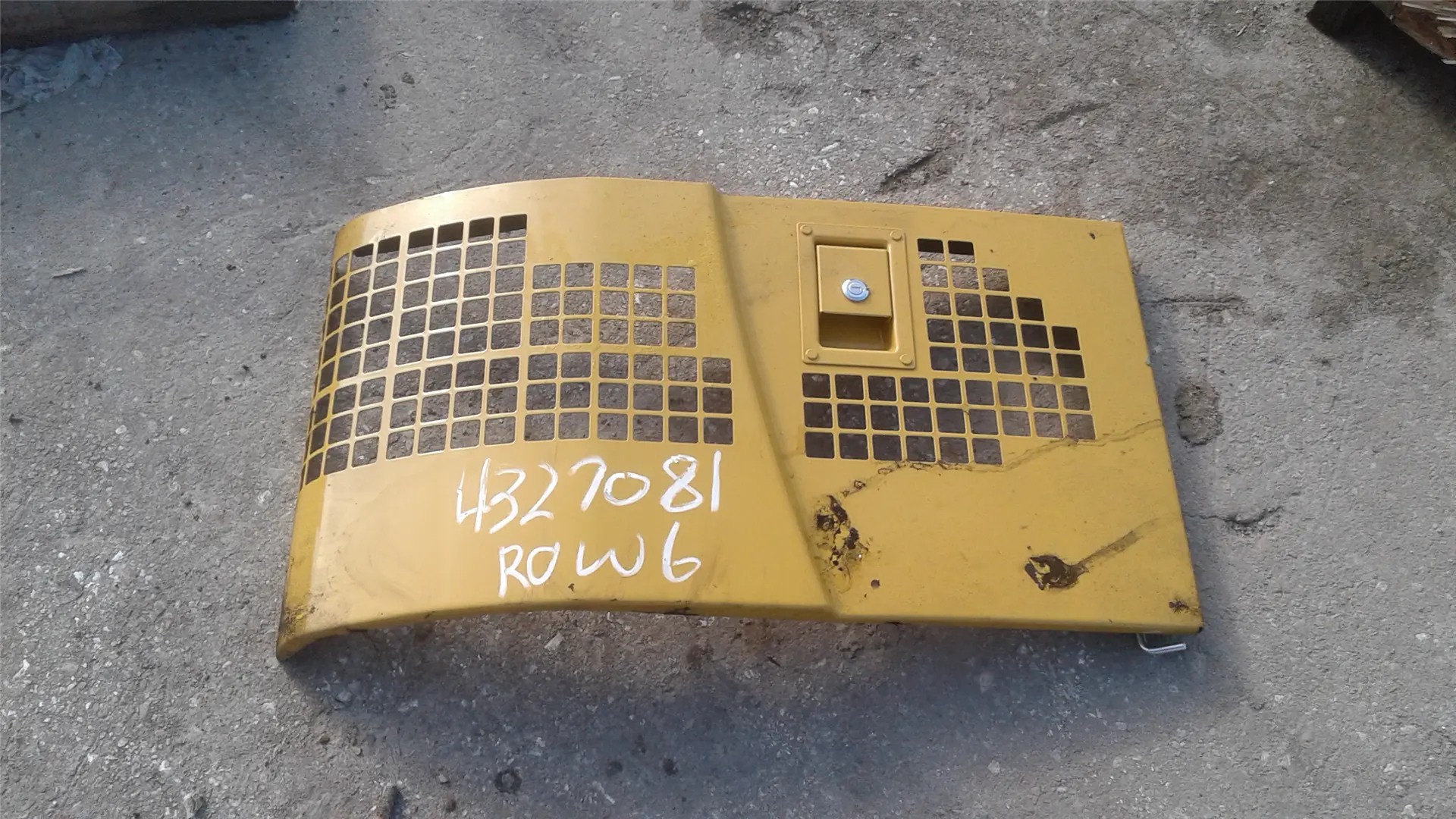 NEW DOOR GP image 1
