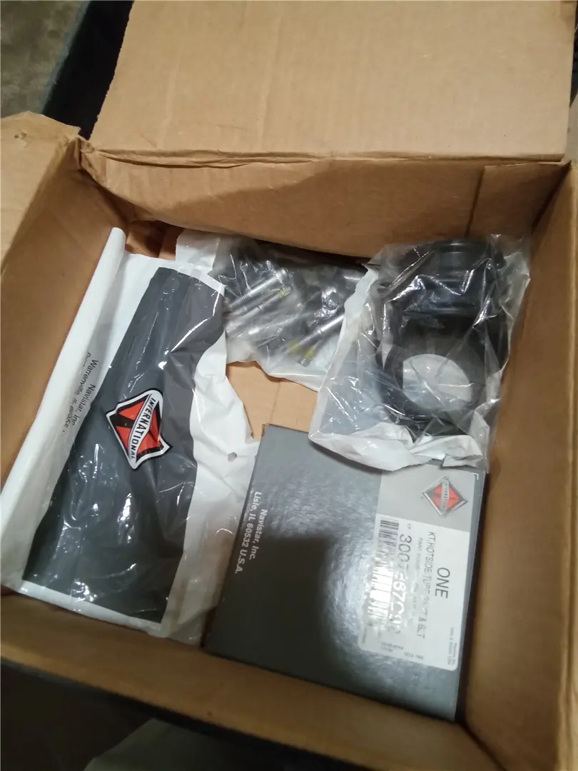 NEW EGR SEAL KIT image 1