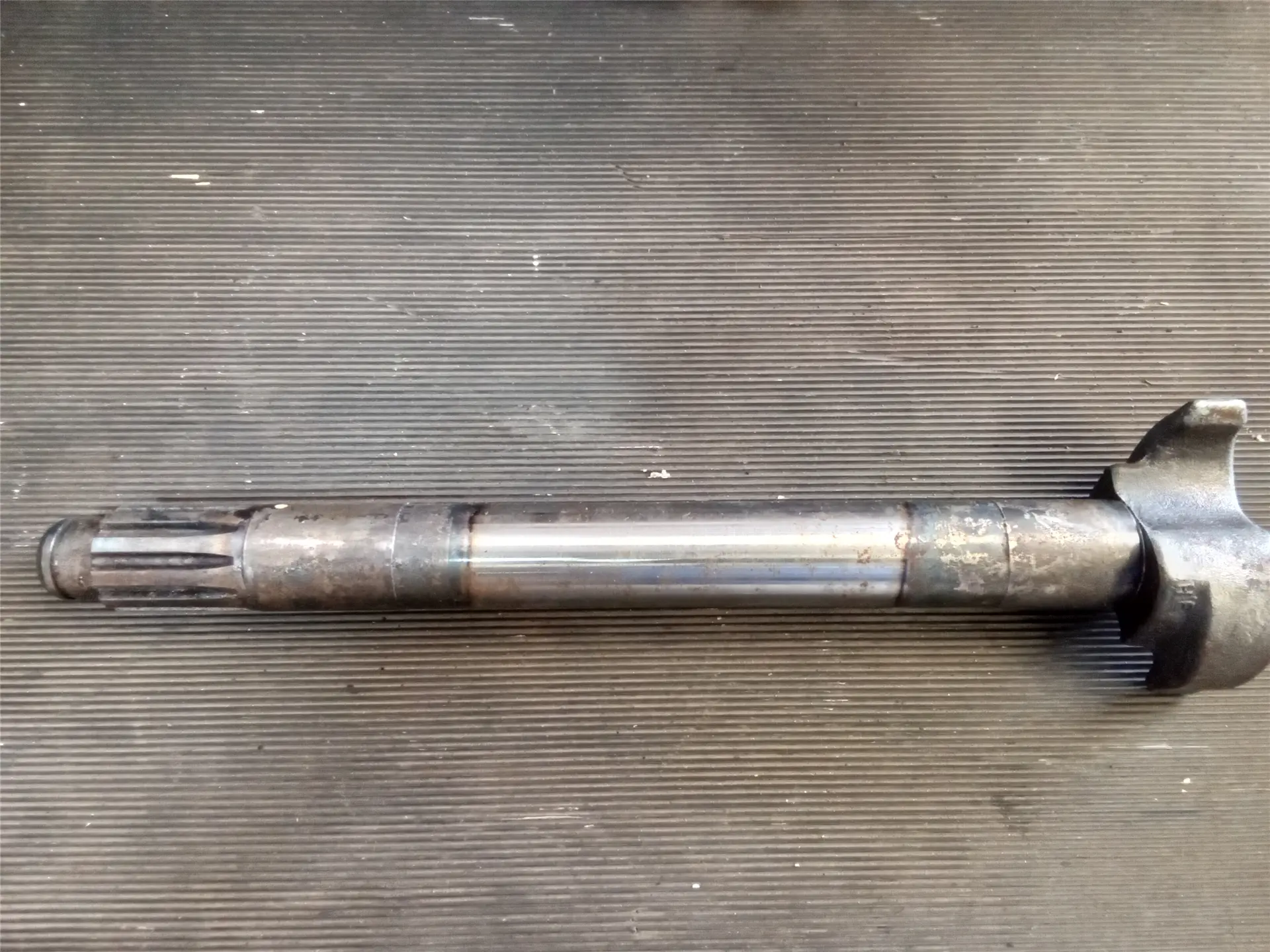 NEW BRAKE CAMSHAFT image 1