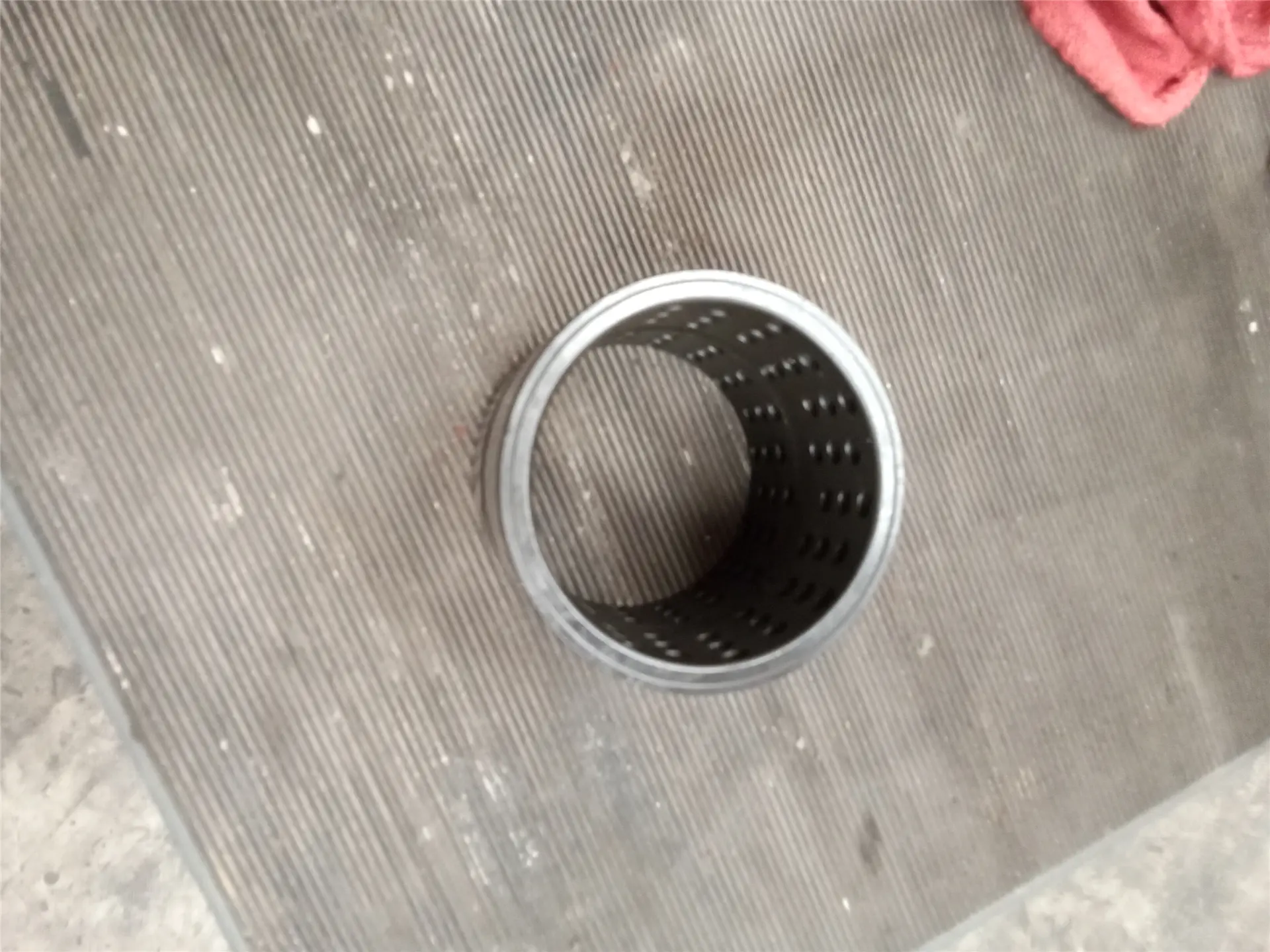 NEW BEARING SLEEVE image 1