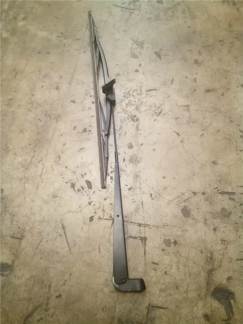 NEW WIPER image 1