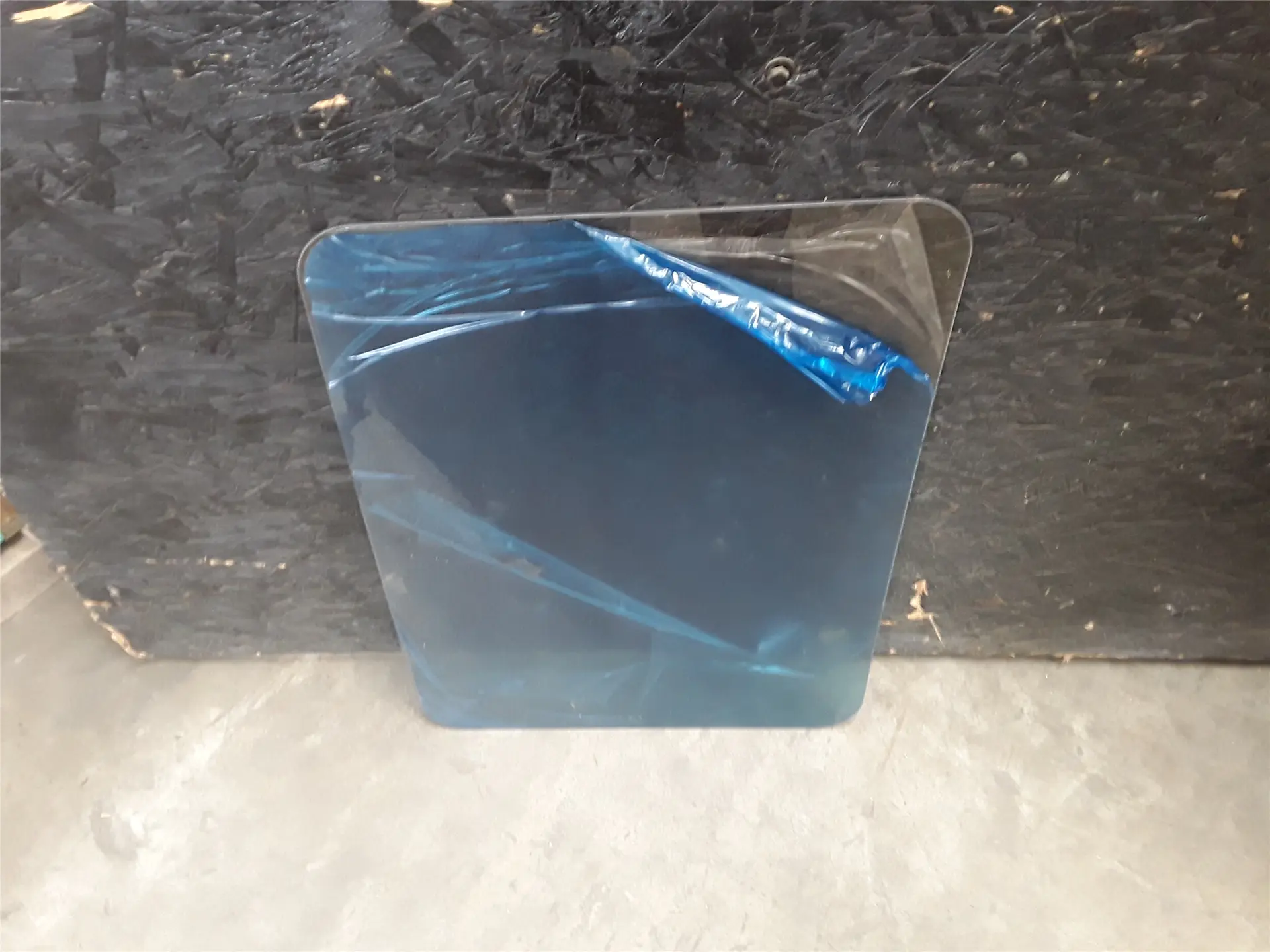 NEW GLASS image 1