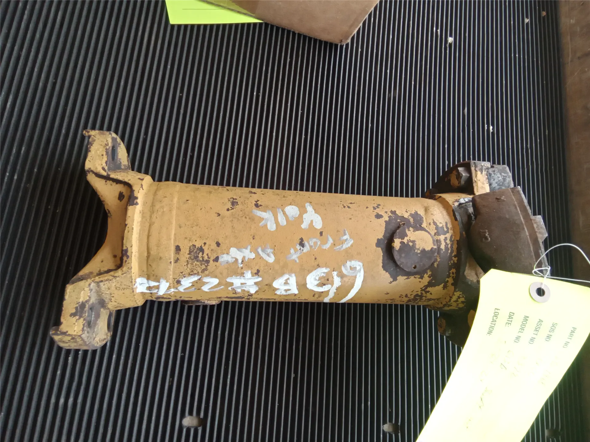 USED SHAFT image 1