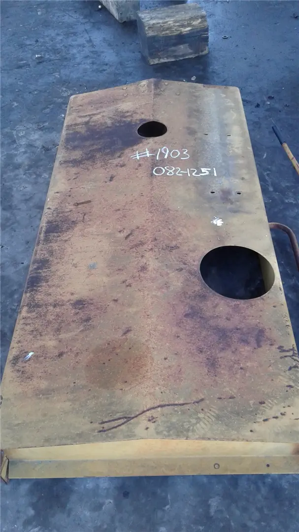 USED HOOD image 1