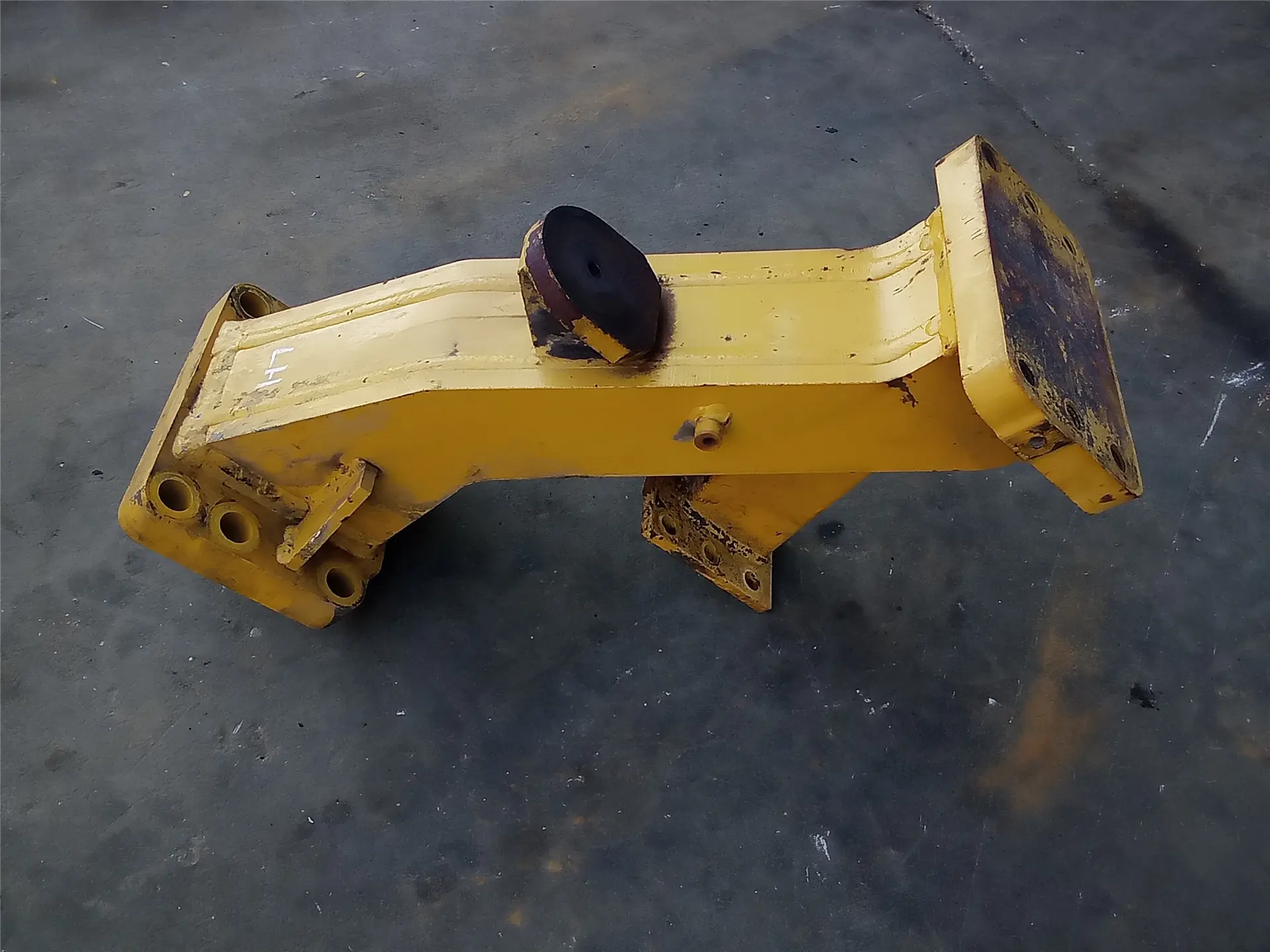 USED ROPS SUPPORT image 1