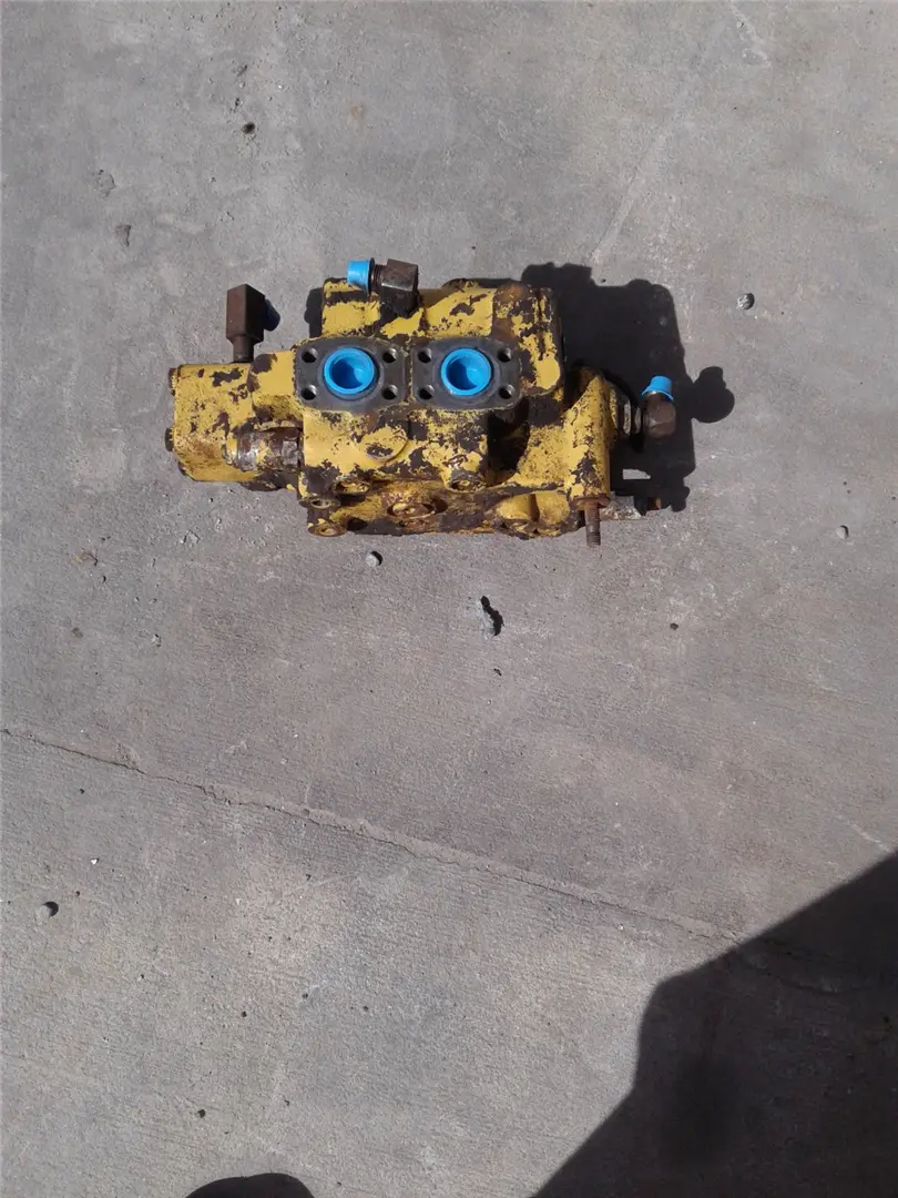 USED VALVE GP STEE image 1