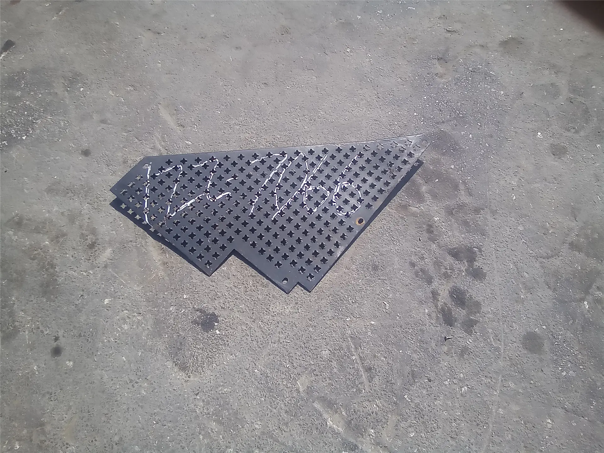 USED TREAD PLATE image 1
