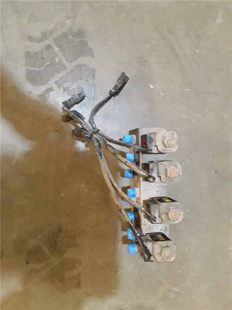 USED VALVE image 1
