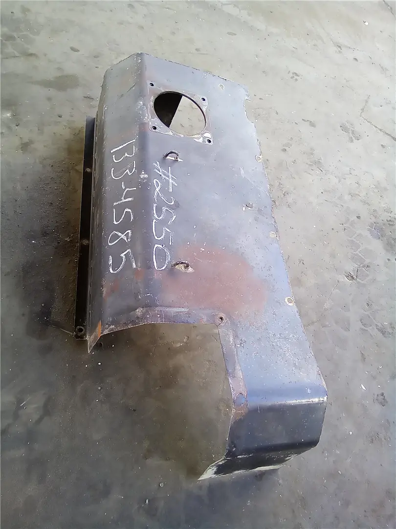USED ENGINE HOOD image 1