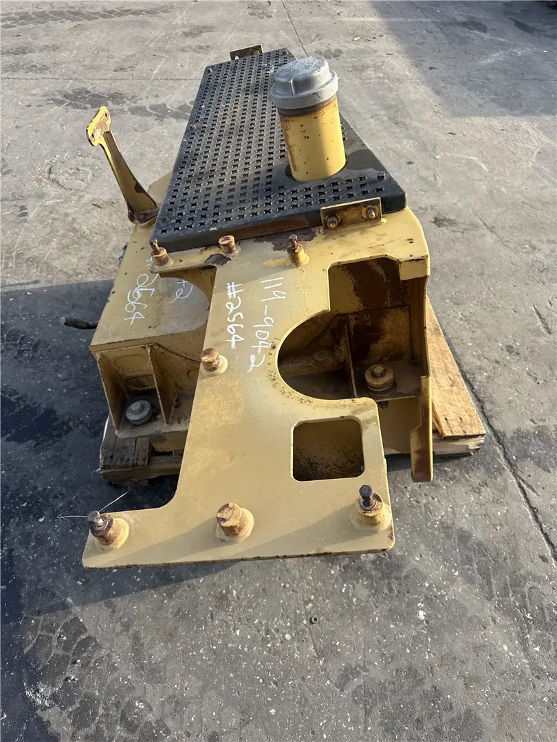 USED FUEL TANK image 1