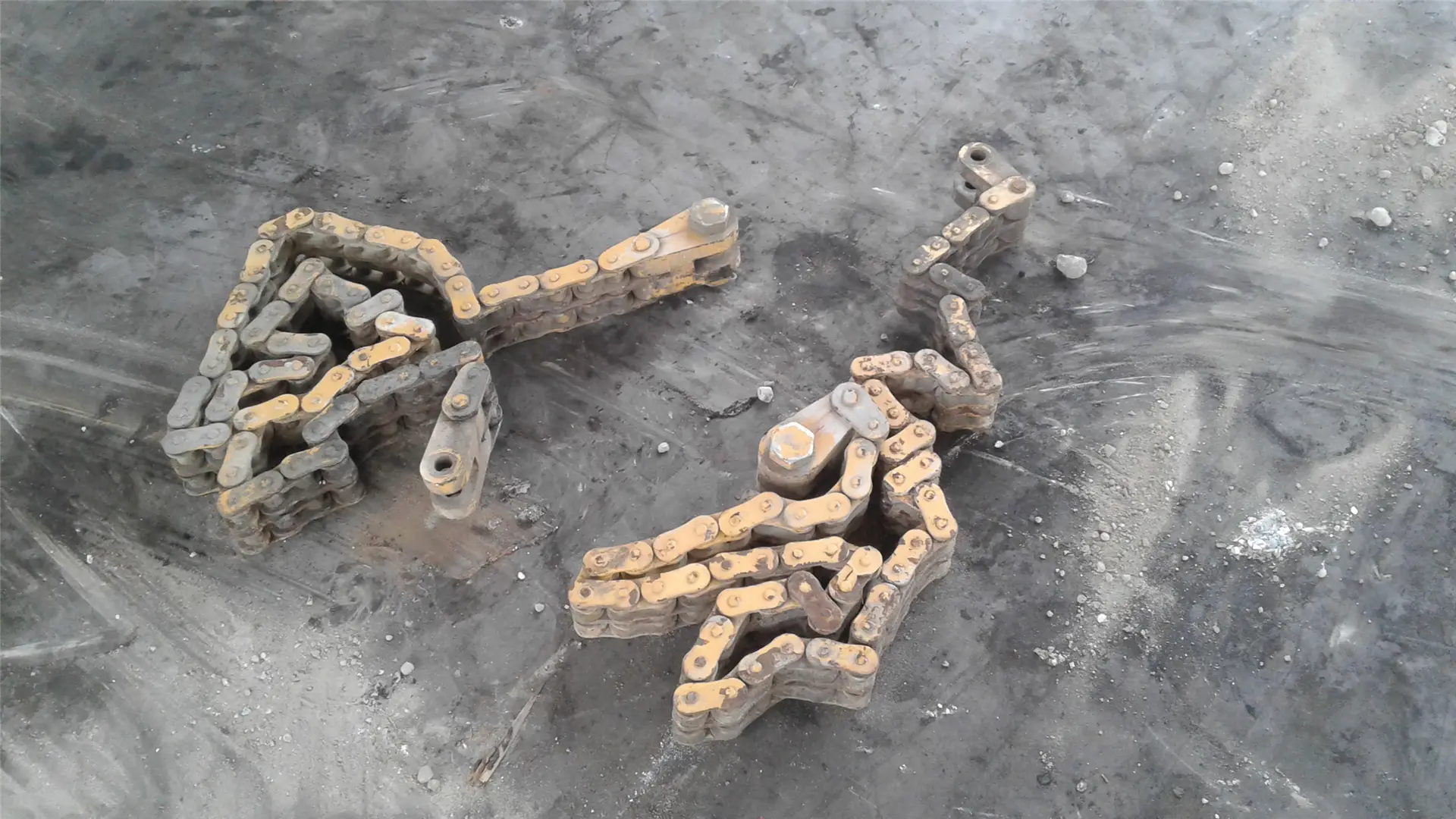 CHAINS FOR COUNTER image 1